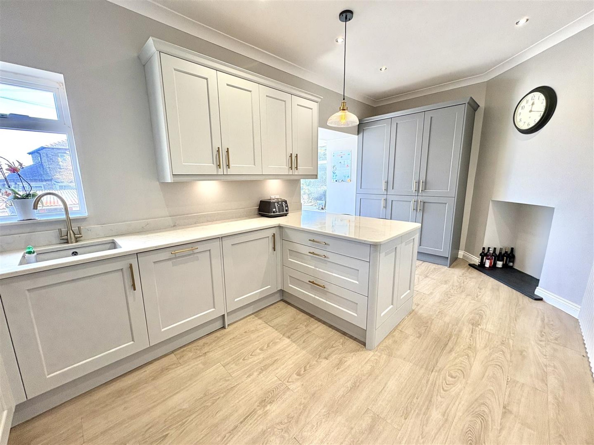 Images for Woodhouse Lane, Brighouse