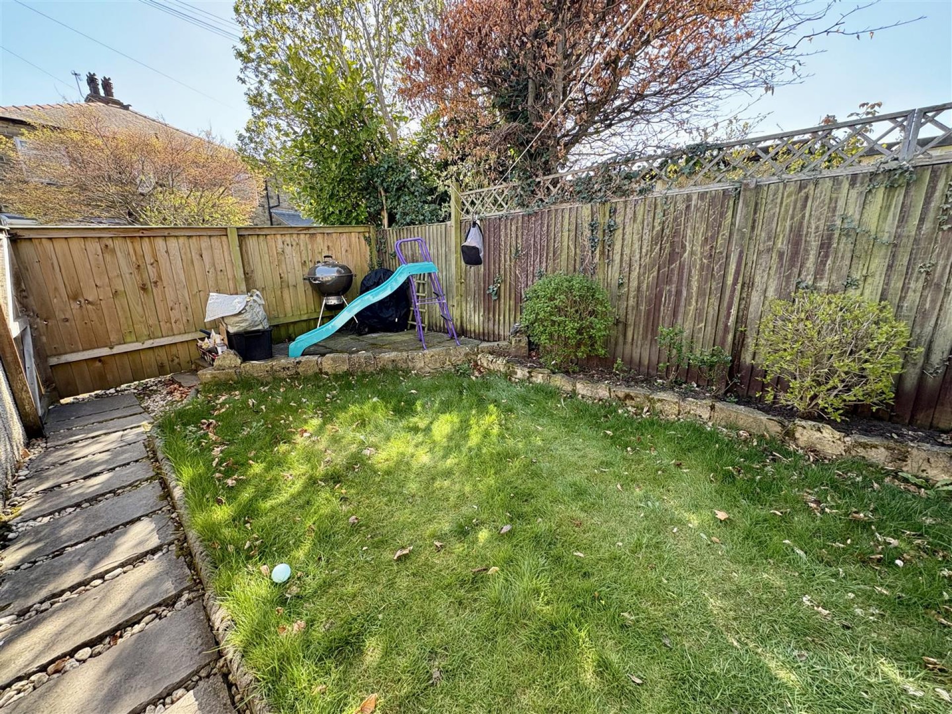 Images for Woodhouse Lane, Brighouse
