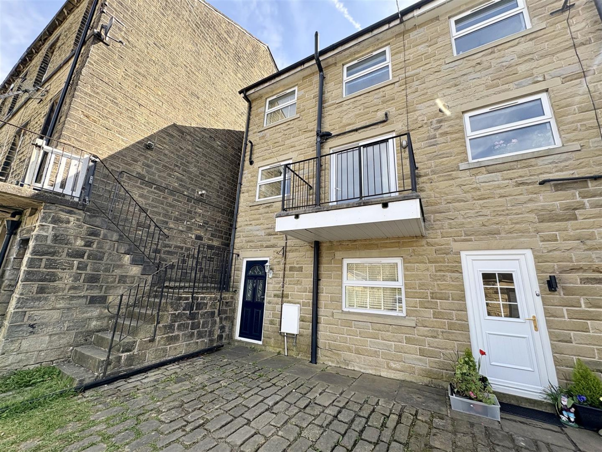 Images for Stainland Road, Greetland, Halifax