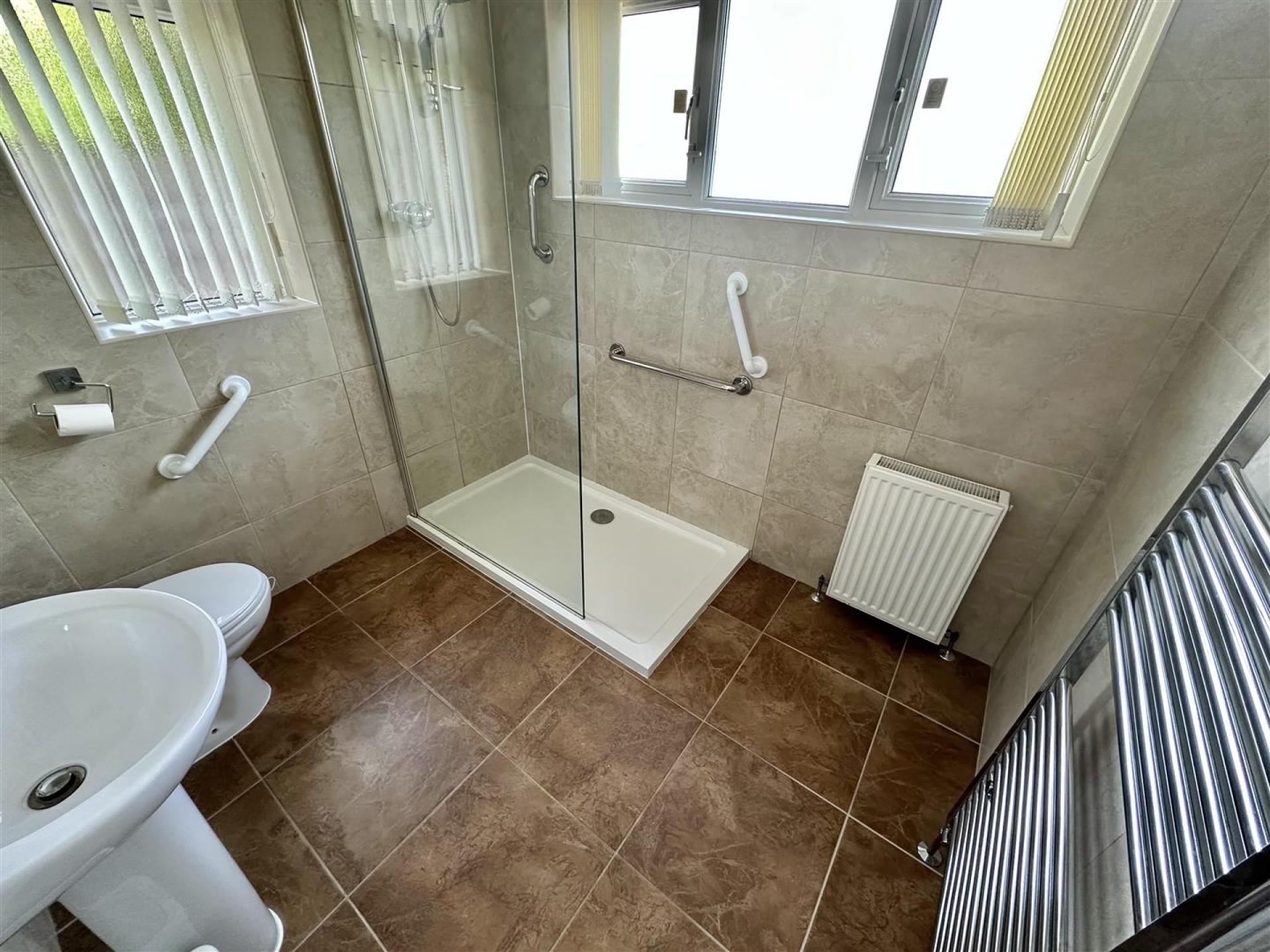 Images for Balmfield Crescent, Liversedge