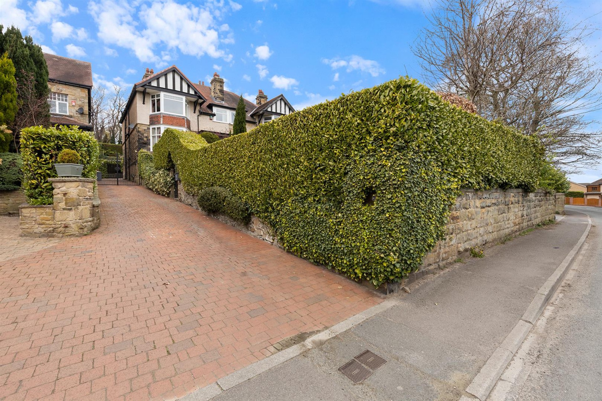 Images for Upper Batley Low Lane, Batley