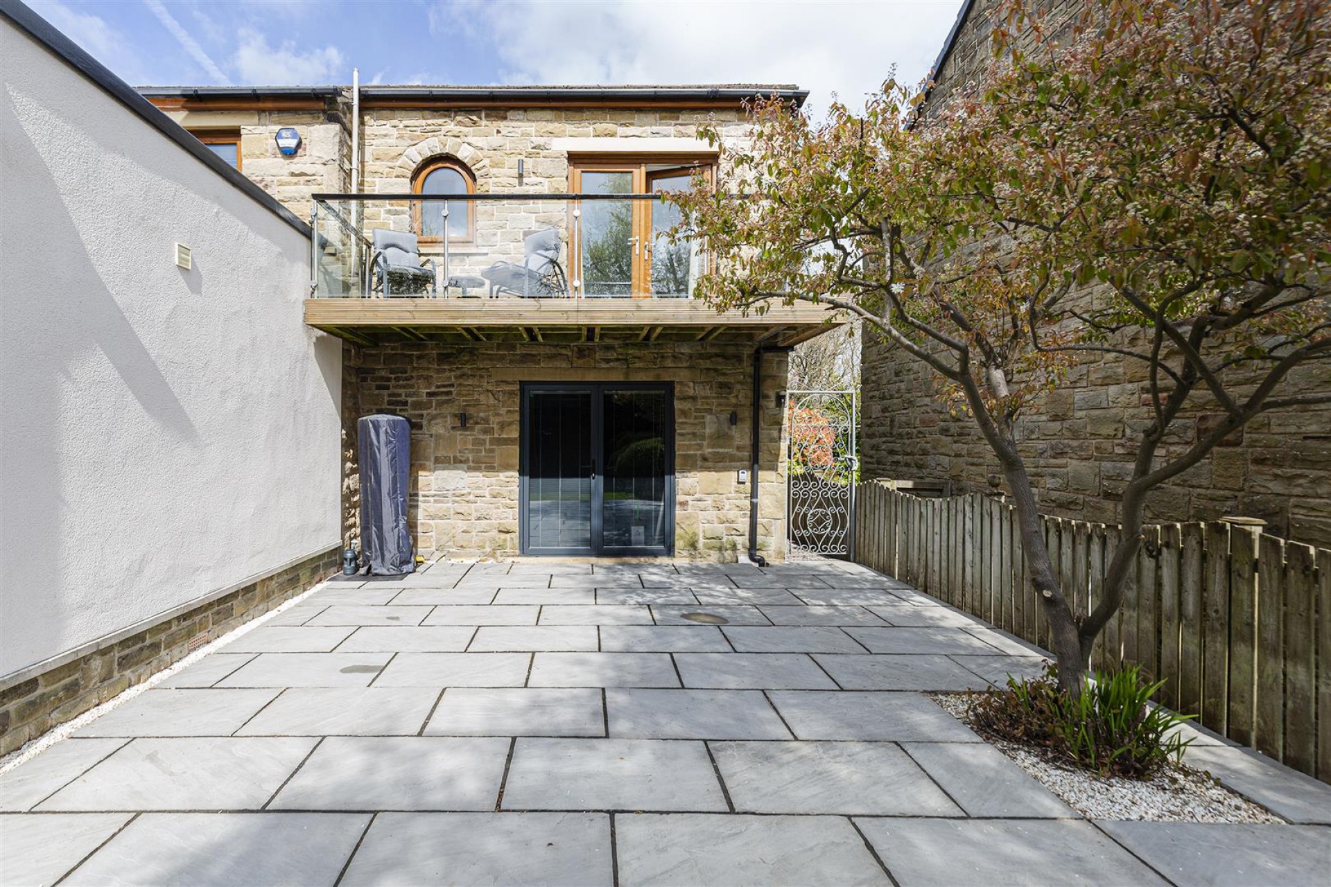 Images for Bourn View Road, Netherton, Huddersfield