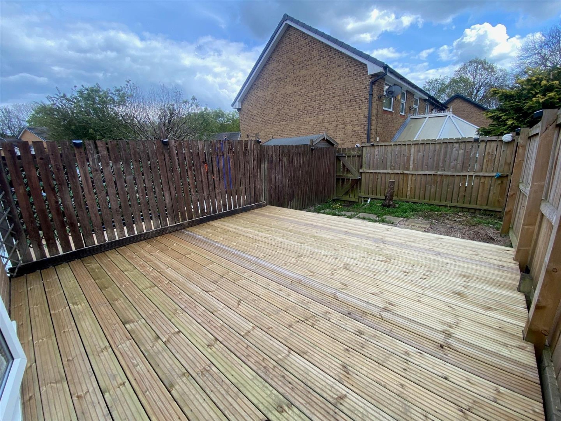 Images for The Muirlands, Huddersfield