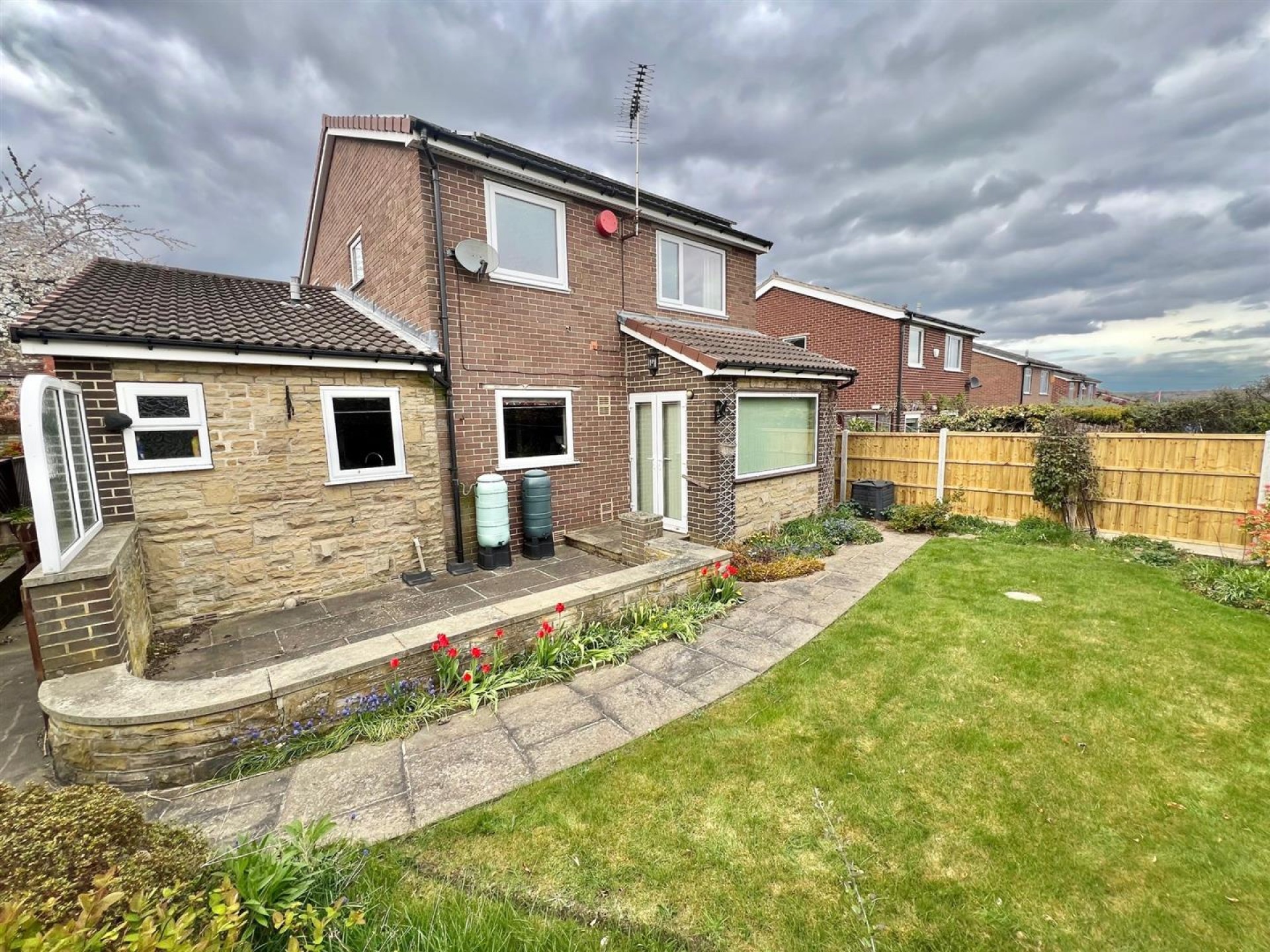 Images for Hightown Road, Liversedge