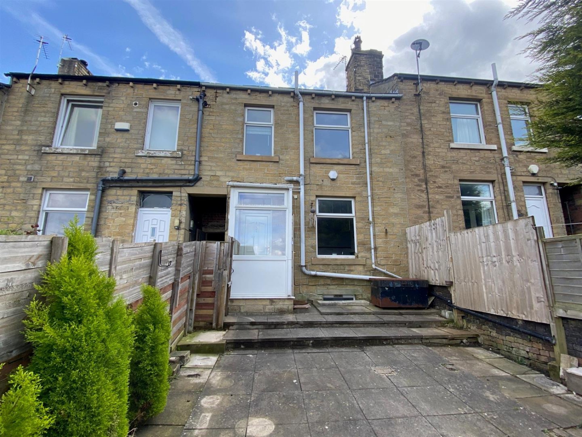 Images for Cross Lane, Primrose Hill, Huddersfield