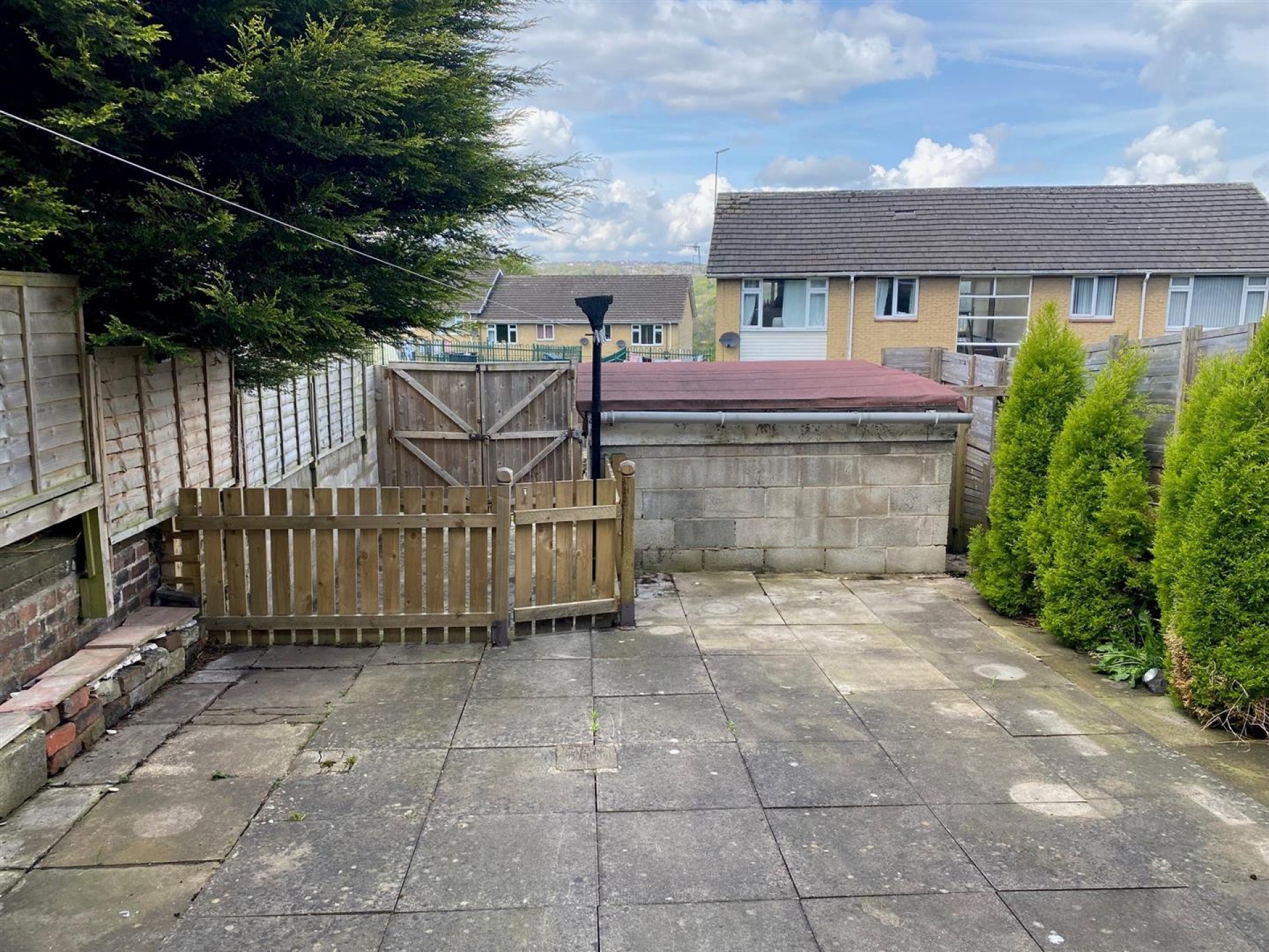 Images for Cross Lane, Primrose Hill, Huddersfield