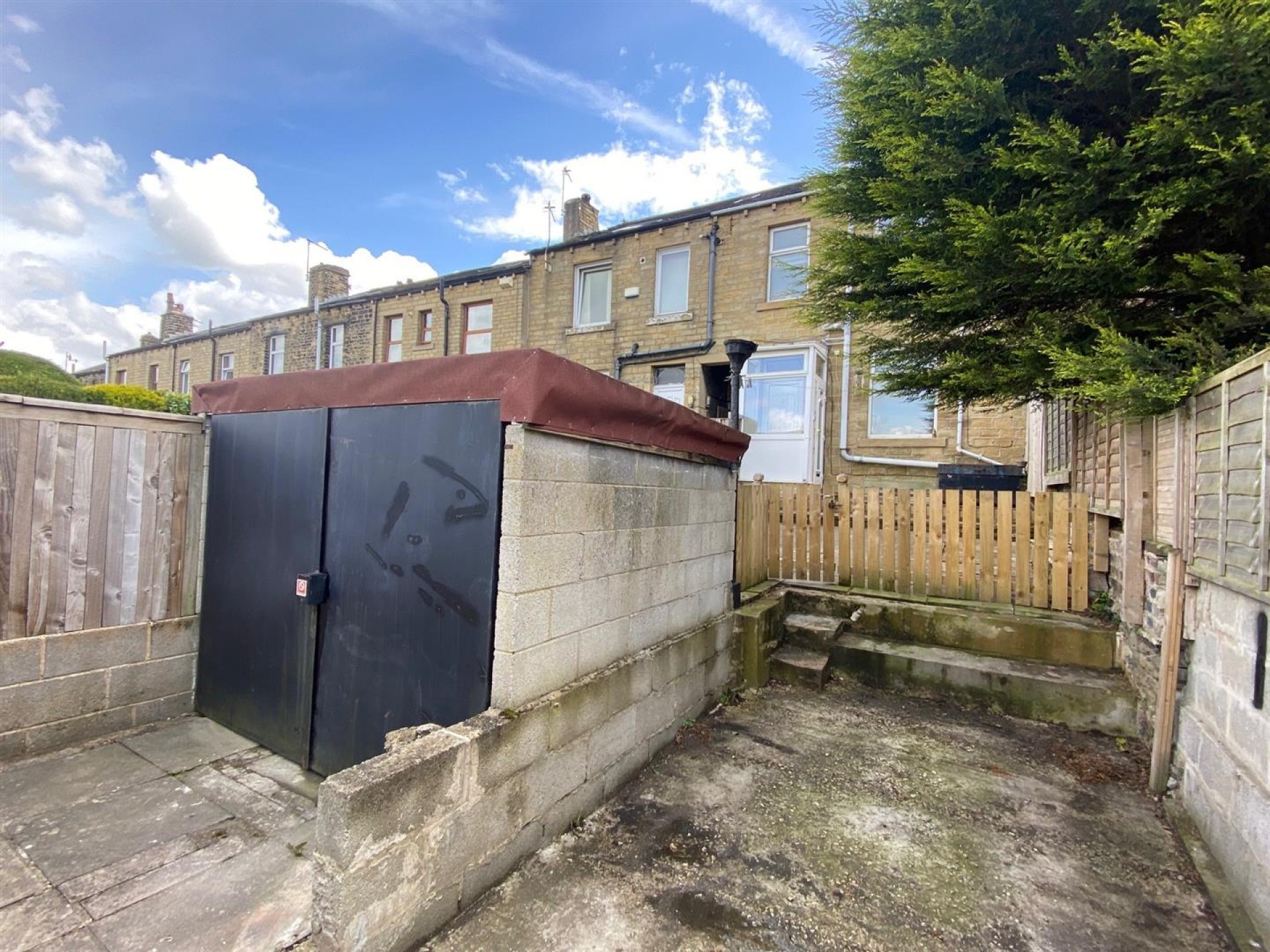 Images for Cross Lane, Primrose Hill, Huddersfield