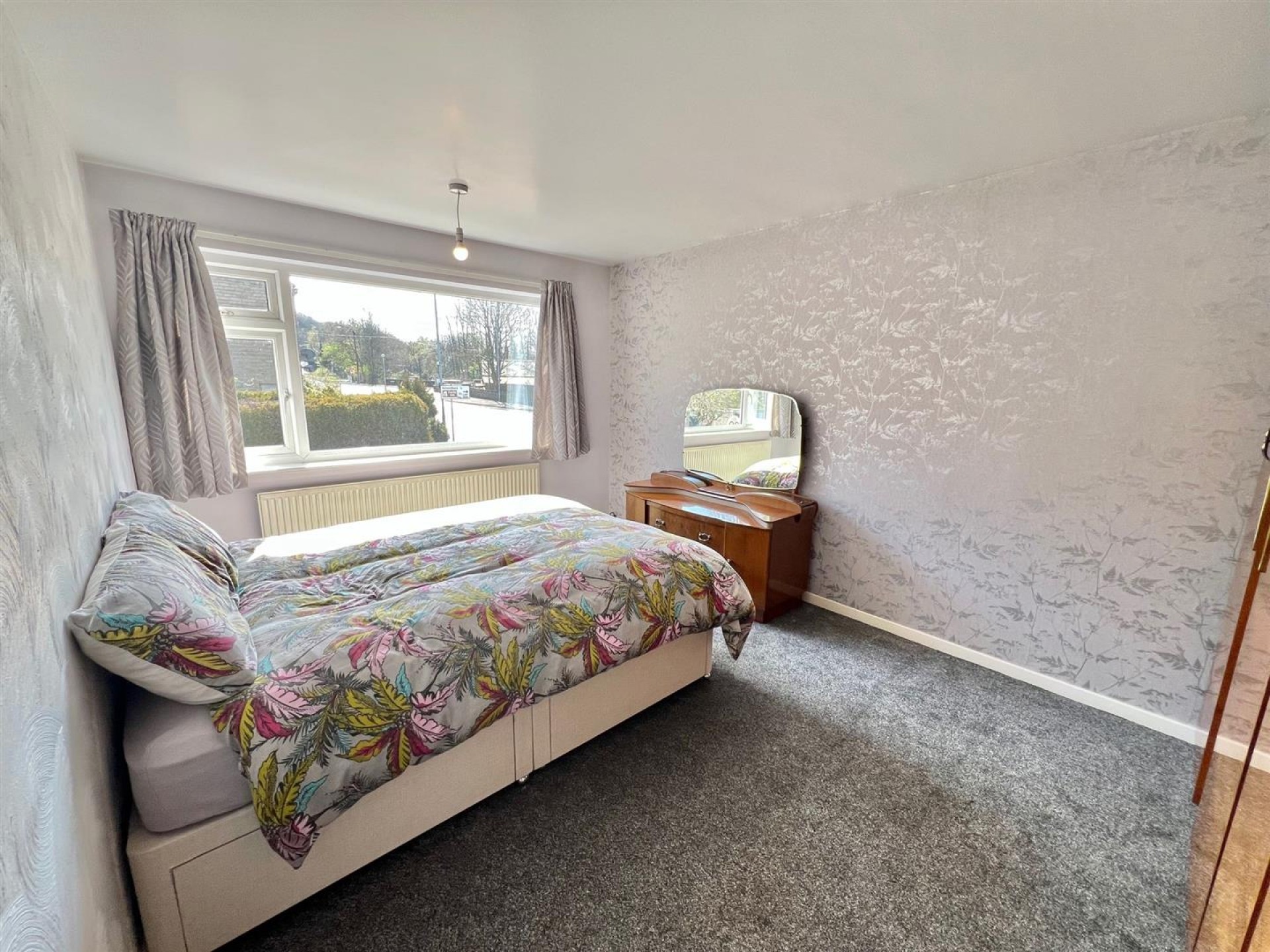 Images for Fenay Lea Drive, Waterloo