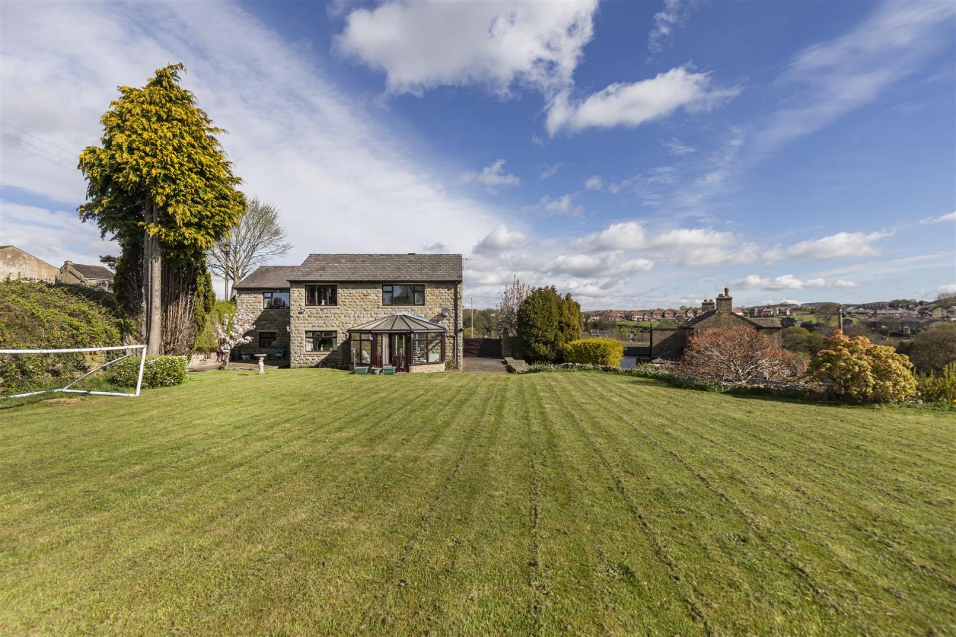 Images for Riley Lane, Kirkburton, Huddersfield