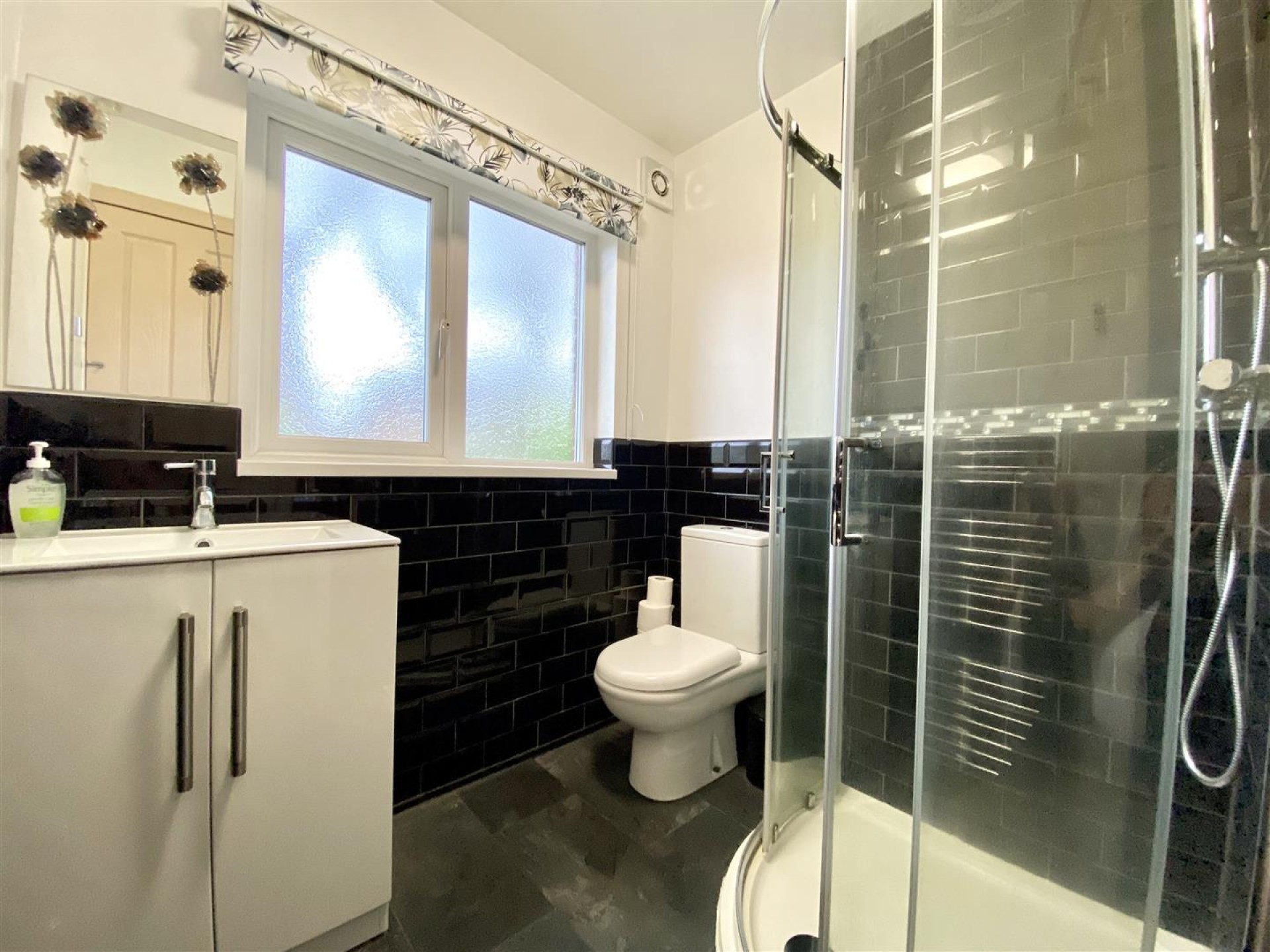 Images for Chiltern Avenue, Lindley, Huddersfield