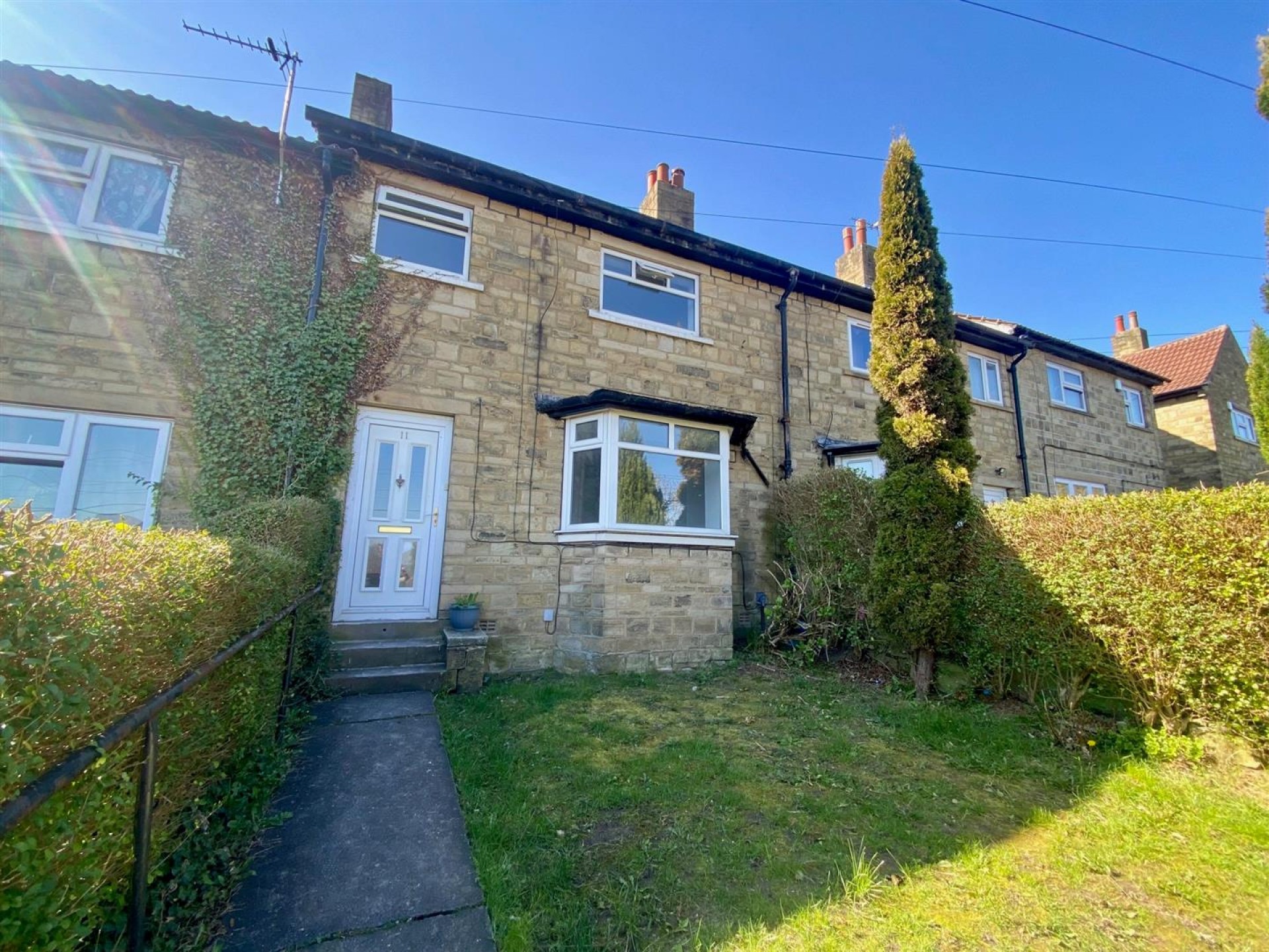 Images for Highlands Avenue, Almondbury