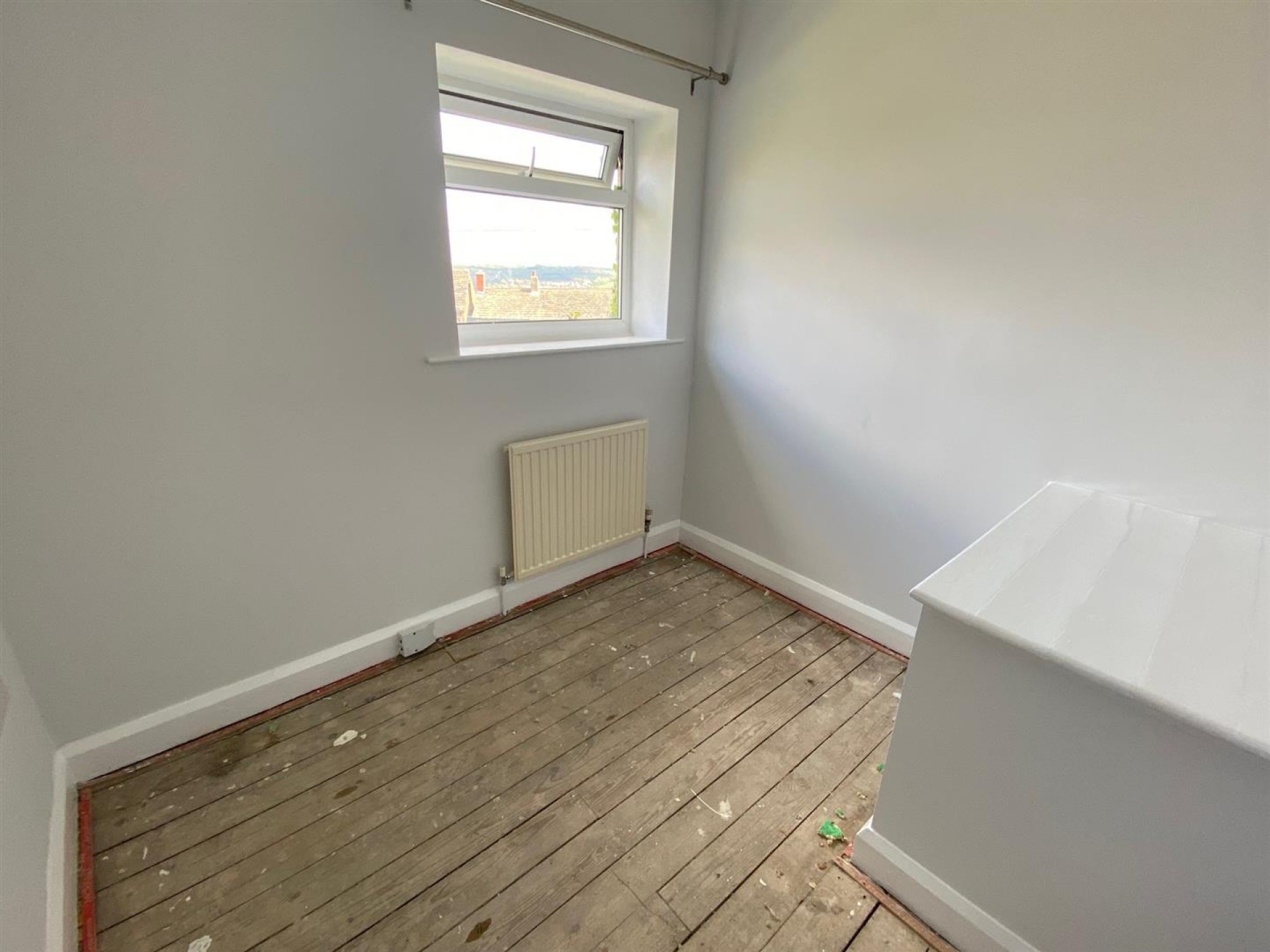 Images for Highlands Avenue, Almondbury