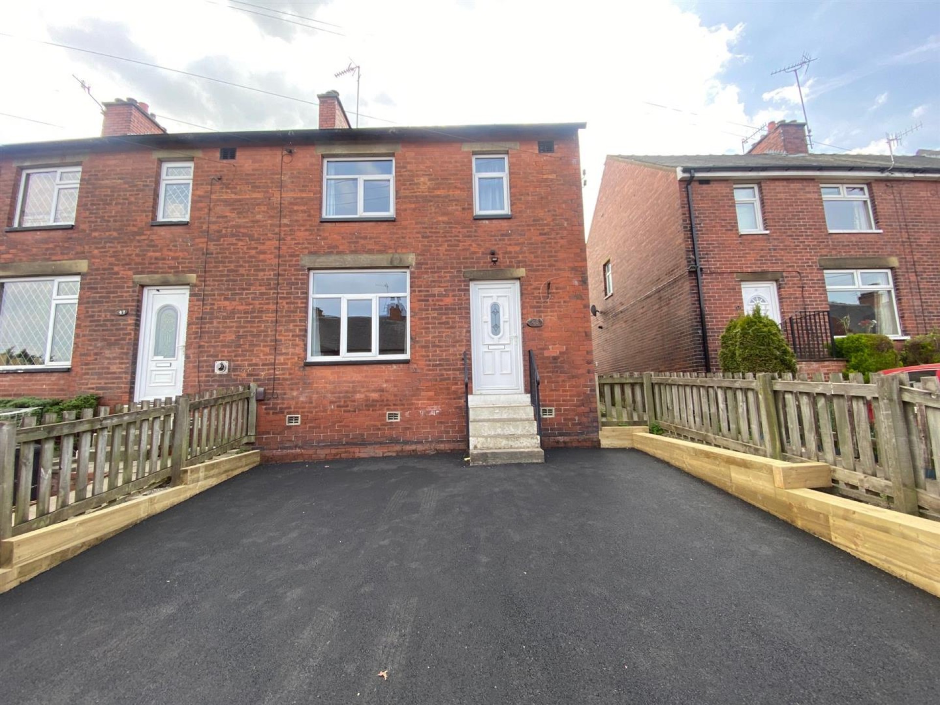 Images for Park Avenue, Elland