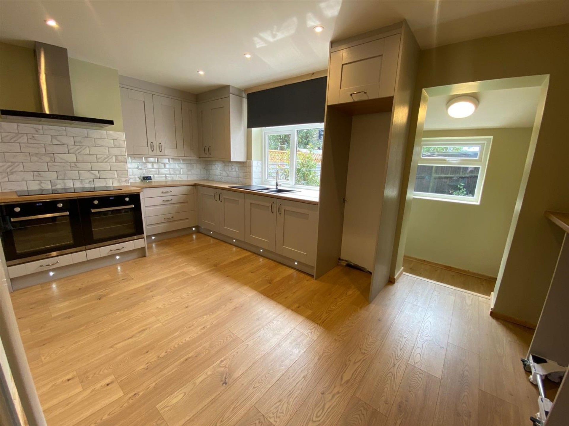 Images for Park Avenue, Elland