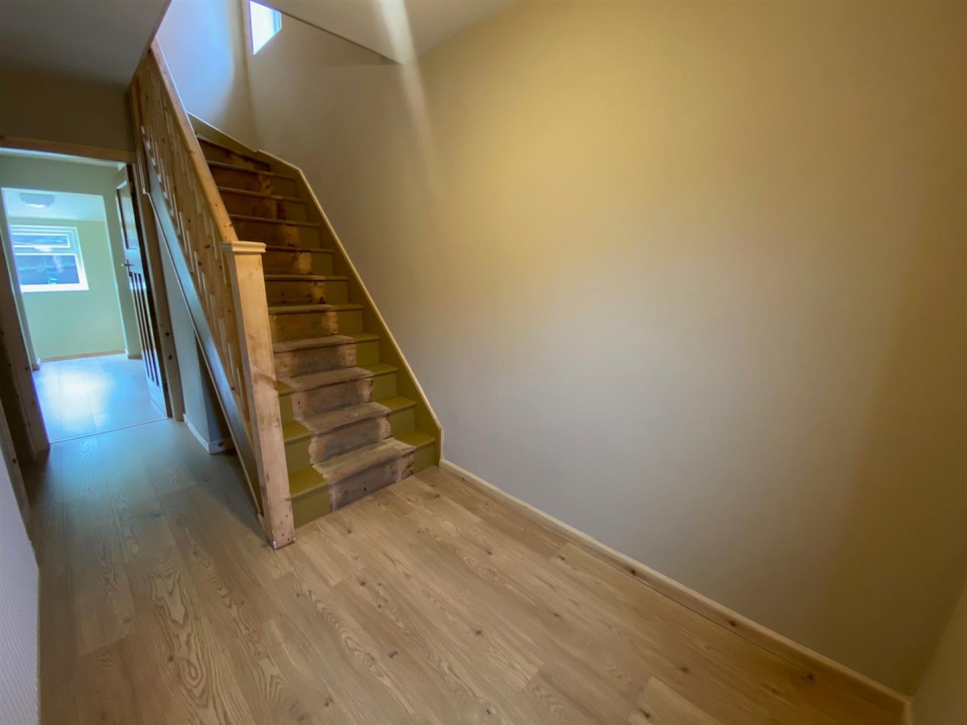 Images for Park Avenue, Elland