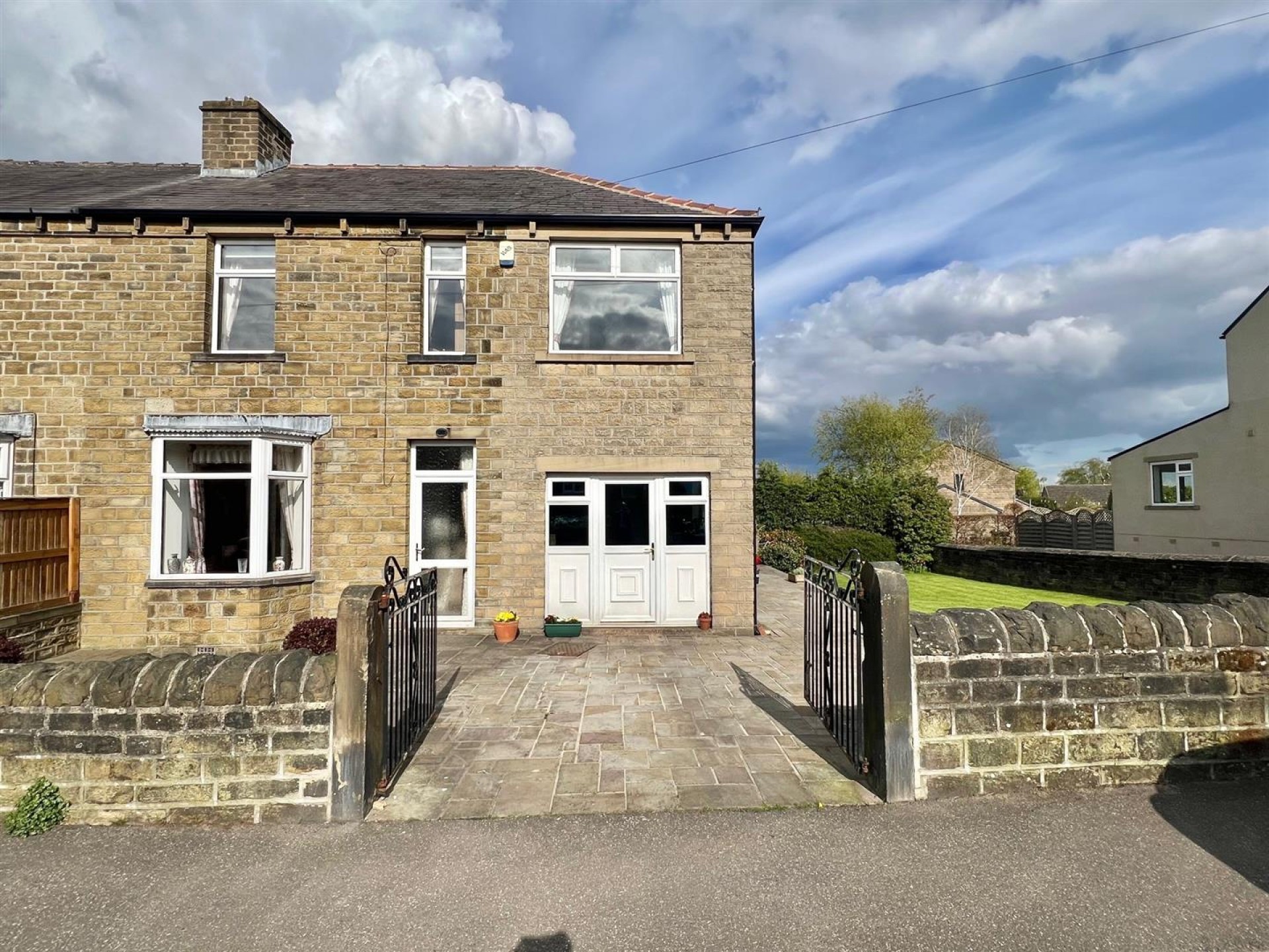 Images for Lidgett Lane, Skelmanthorpe, Huddersfield