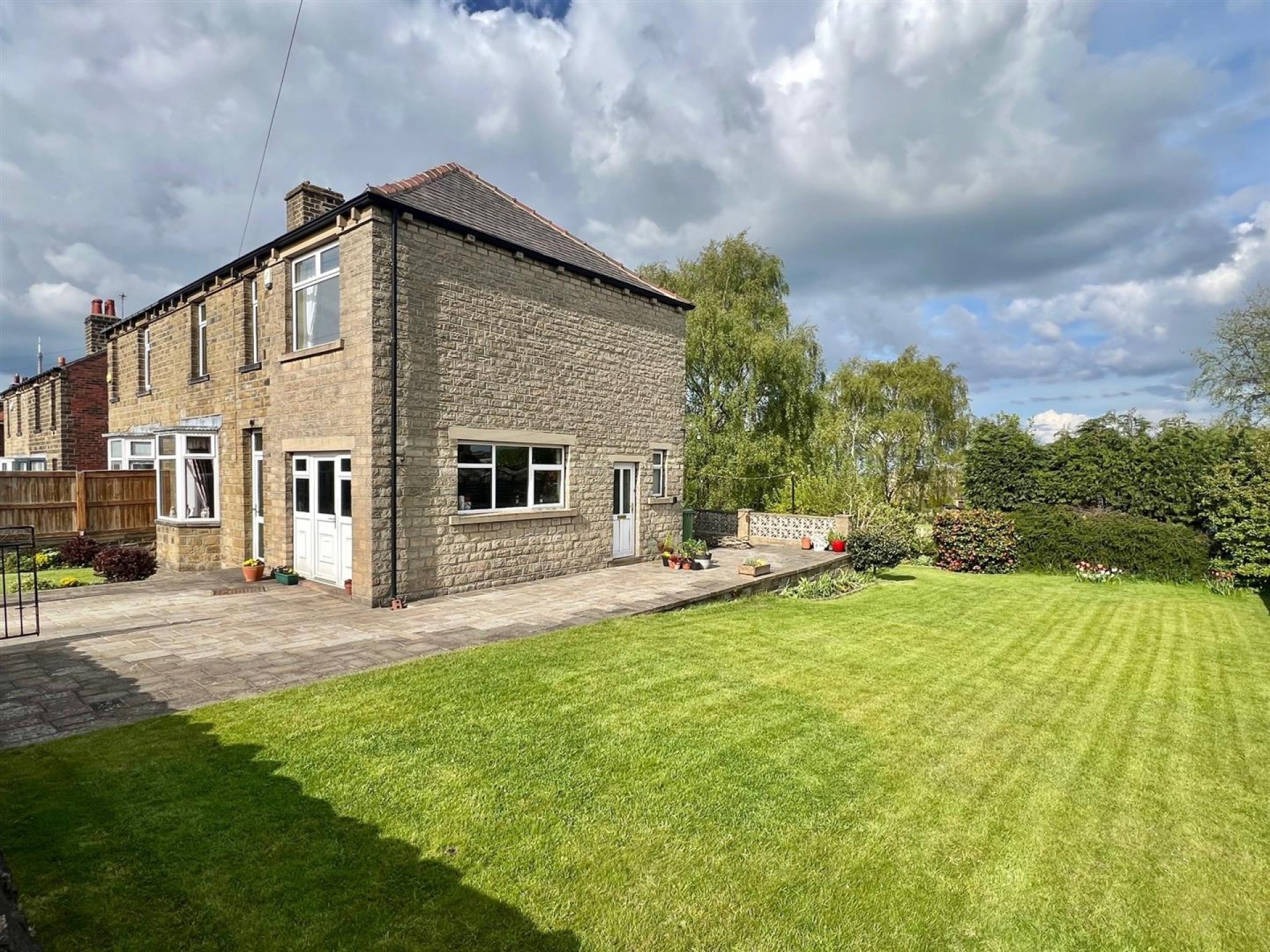 Images for Lidgett Lane, Skelmanthorpe, Huddersfield