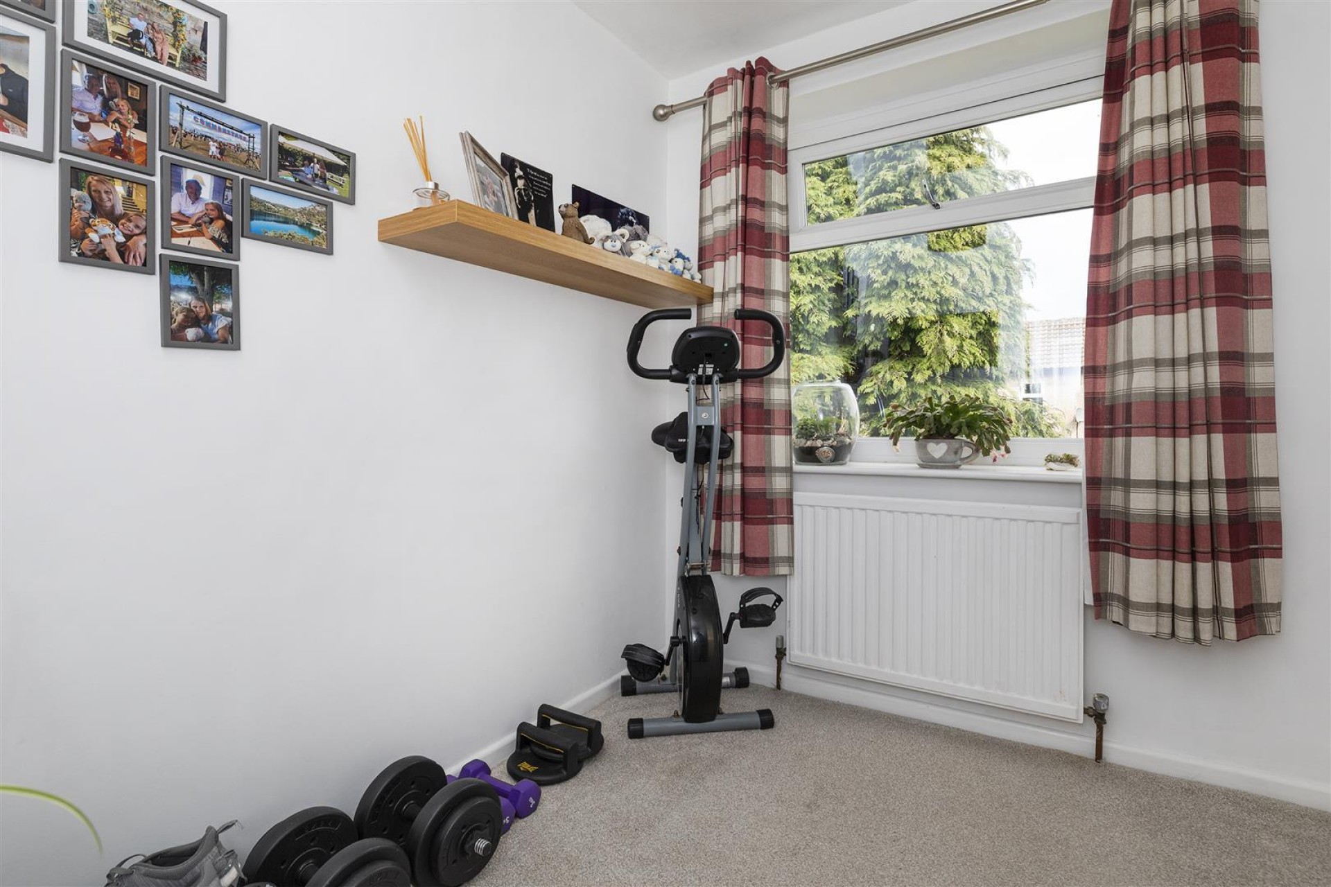 Images for Poplar Crescent, Halifax