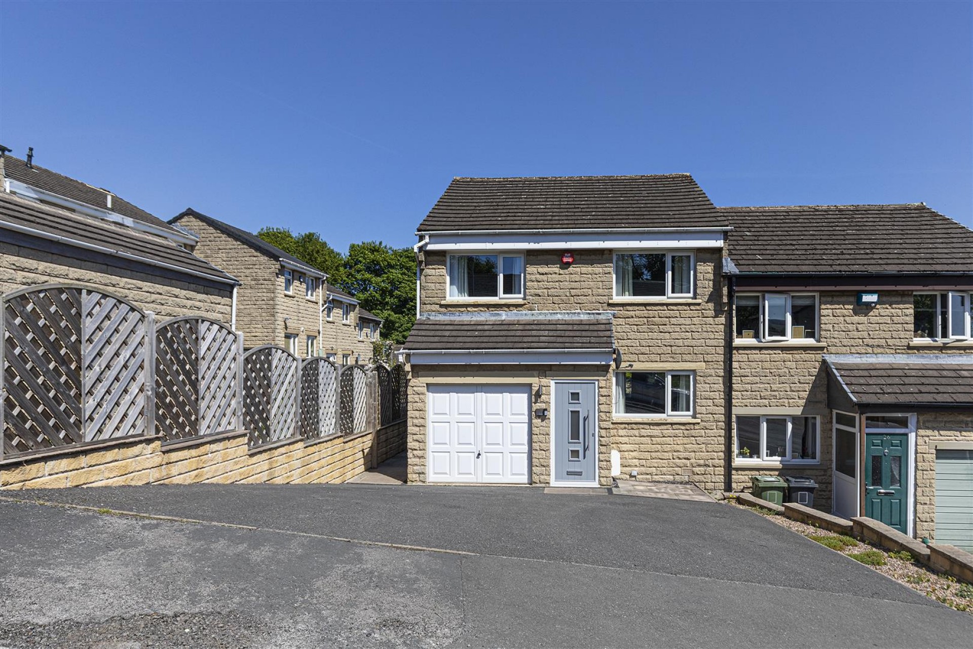 Images for Netherlea Drive, Netherthong, Holmfirth