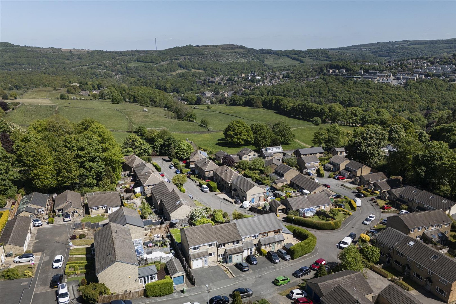 Images for Netherlea Drive, Netherthong, Holmfirth