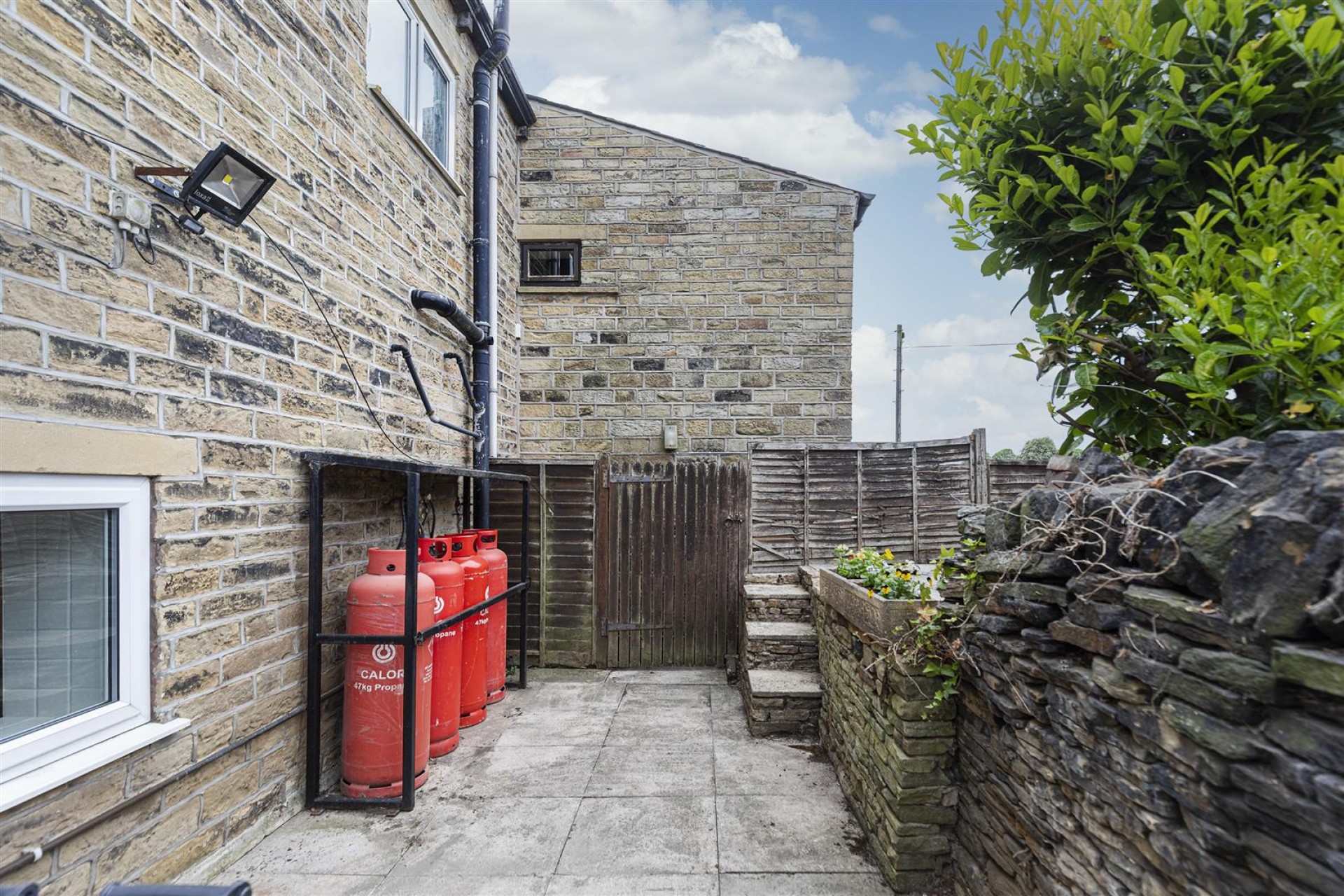 Images for Houses Hill, Kirkheaton, Huddersfield