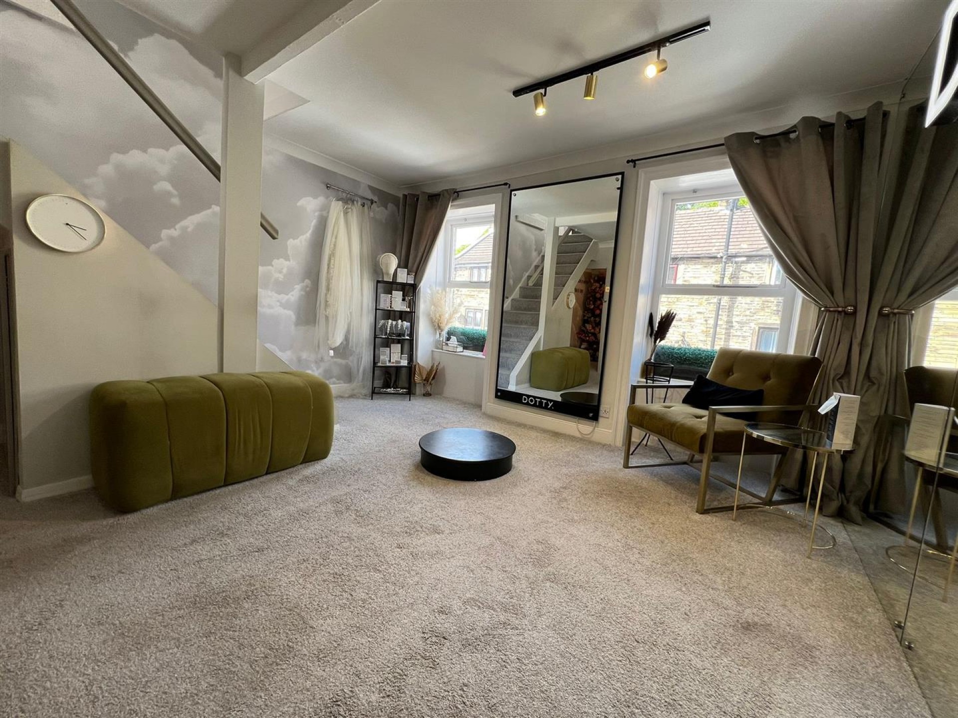 Images for 16 Huddersfield Road, Holmfirth