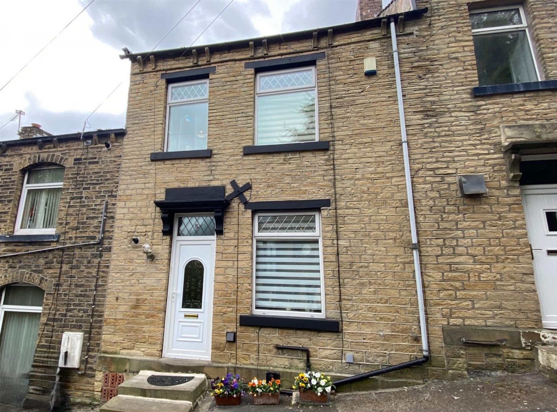 Images for Highroyd Lane, Huddersfield