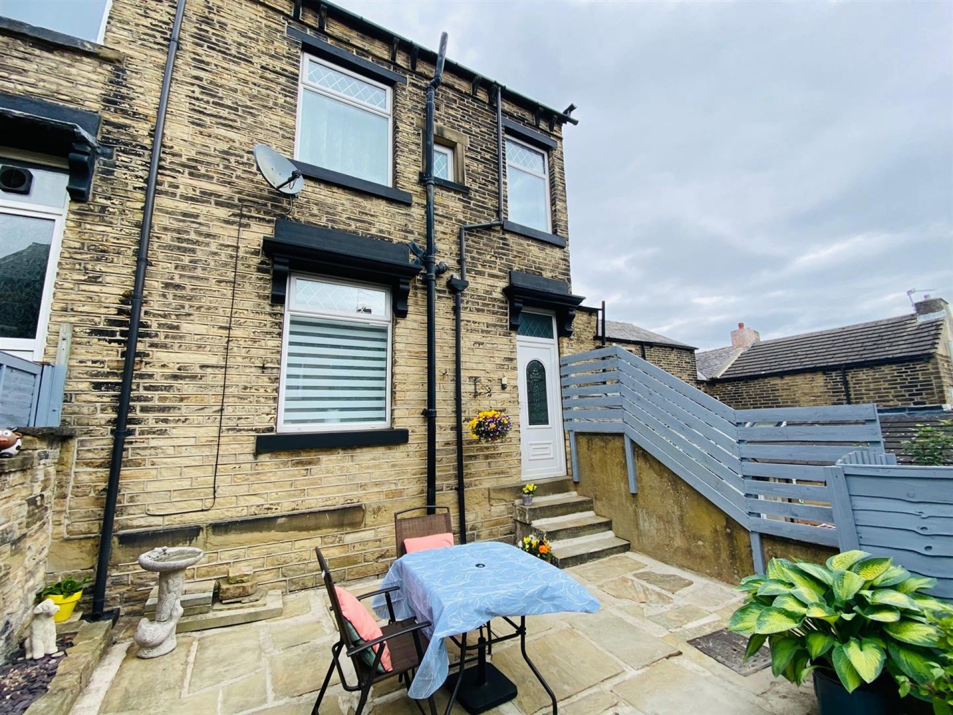Images for Highroyd Lane, Huddersfield