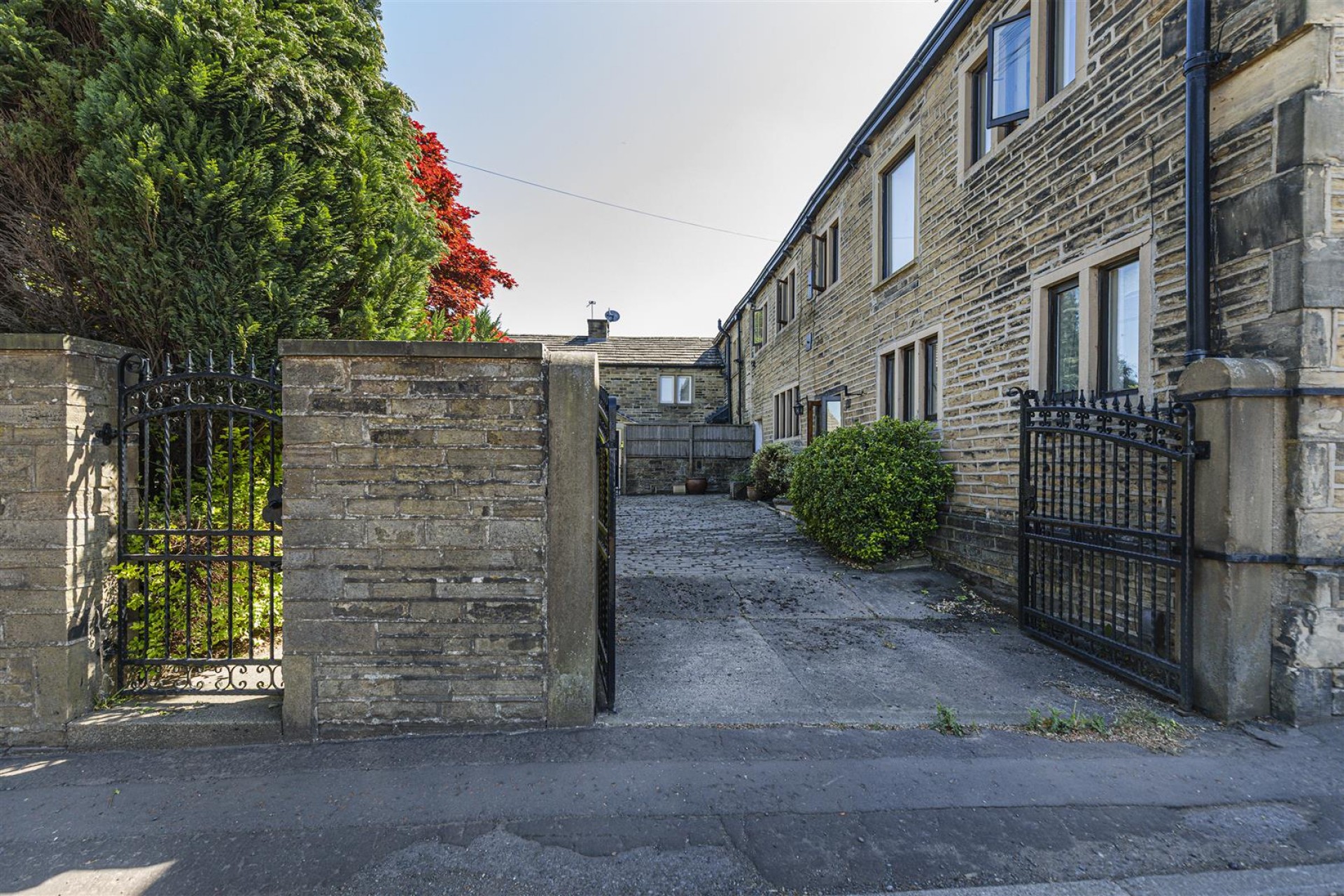 Images for Toothill Lane, Brighouse