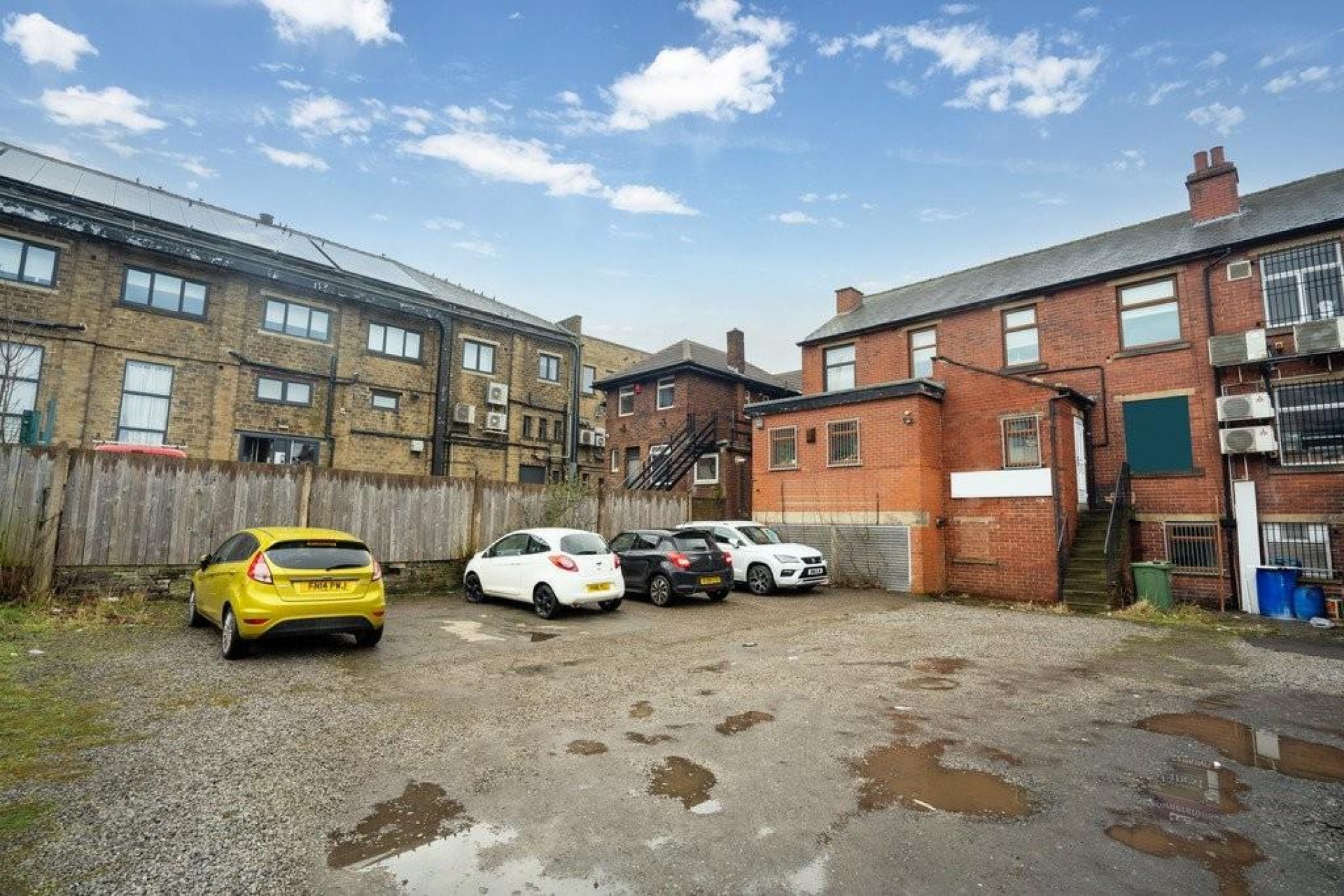 Images for 599-601 Wakefield Road, Waterloo, Huddersfield