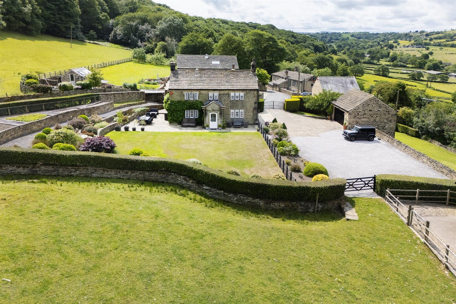 Images for Farnley Wood, Farnley Tyas, Huddersfield