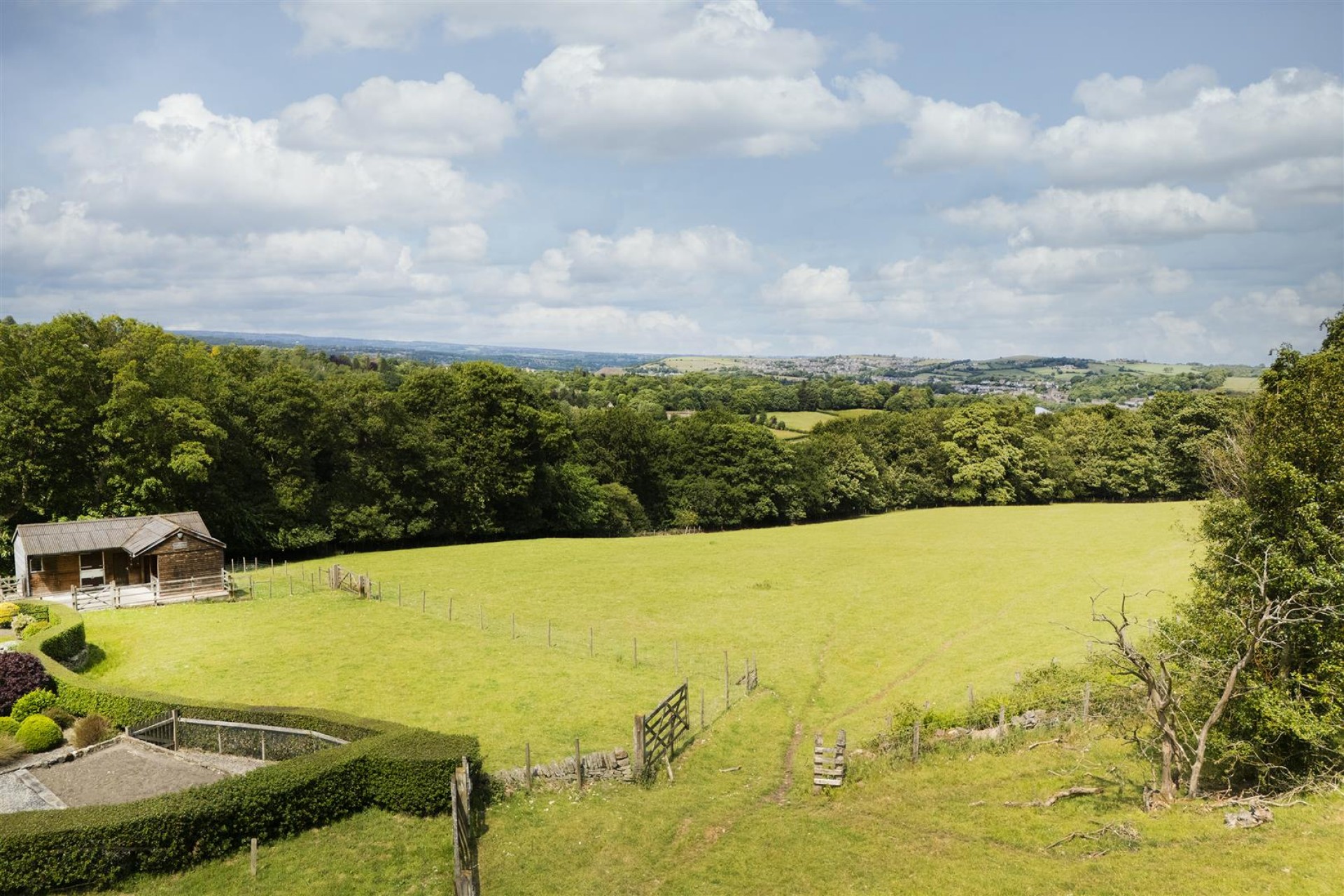 Images for Farnley Wood, Farnley Tyas, Huddersfield