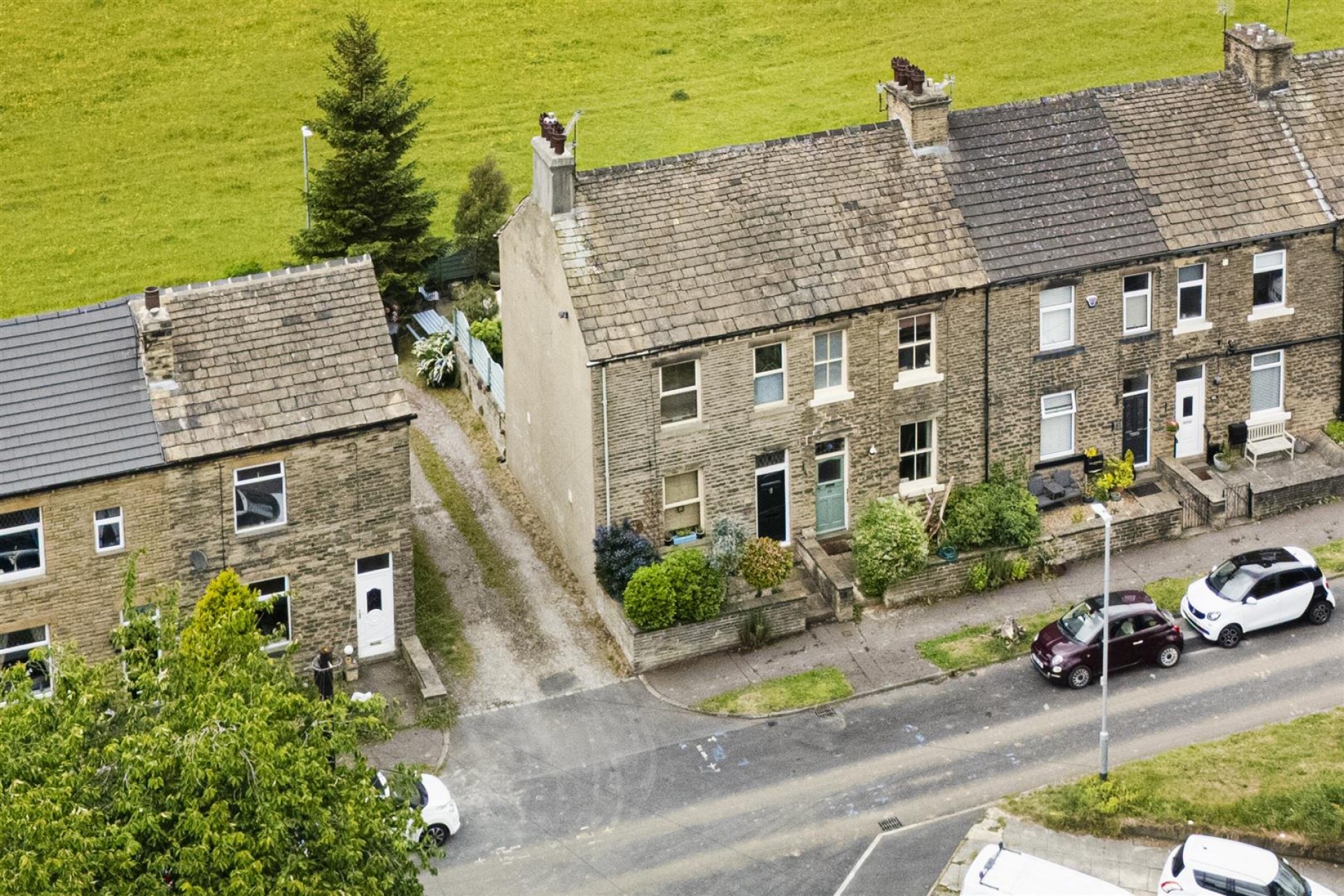 Images for Plains Lane, Elland
