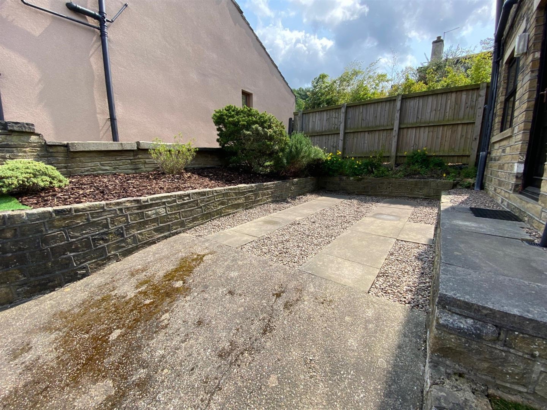 Images for Almondbury Bank, Huddersfield