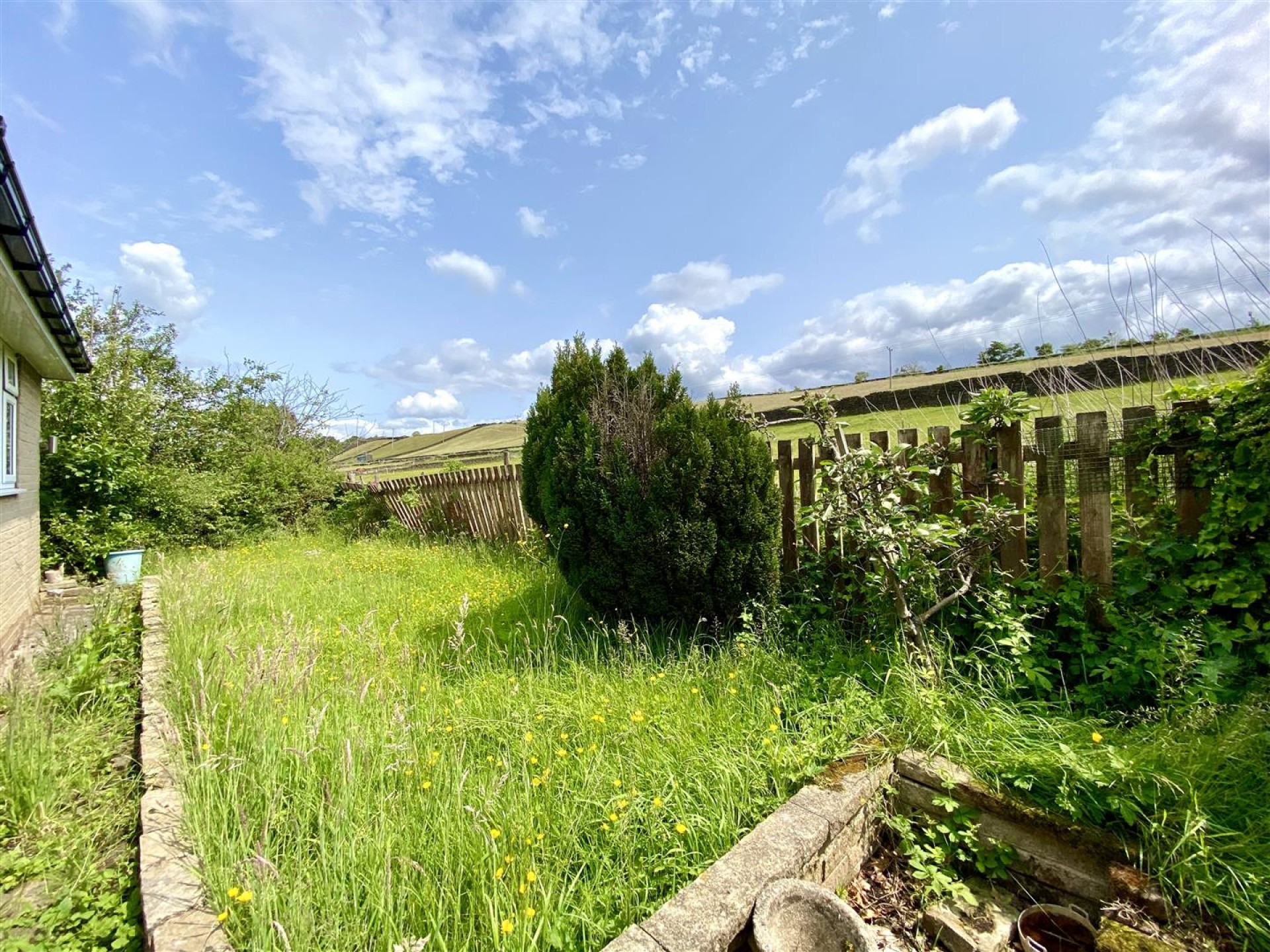 Images for Heath Close, Linthwaite, Huddersfield