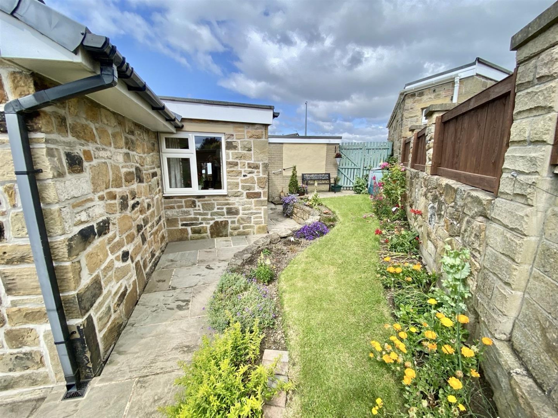 Images for Lady Heton Drive, Mirfield