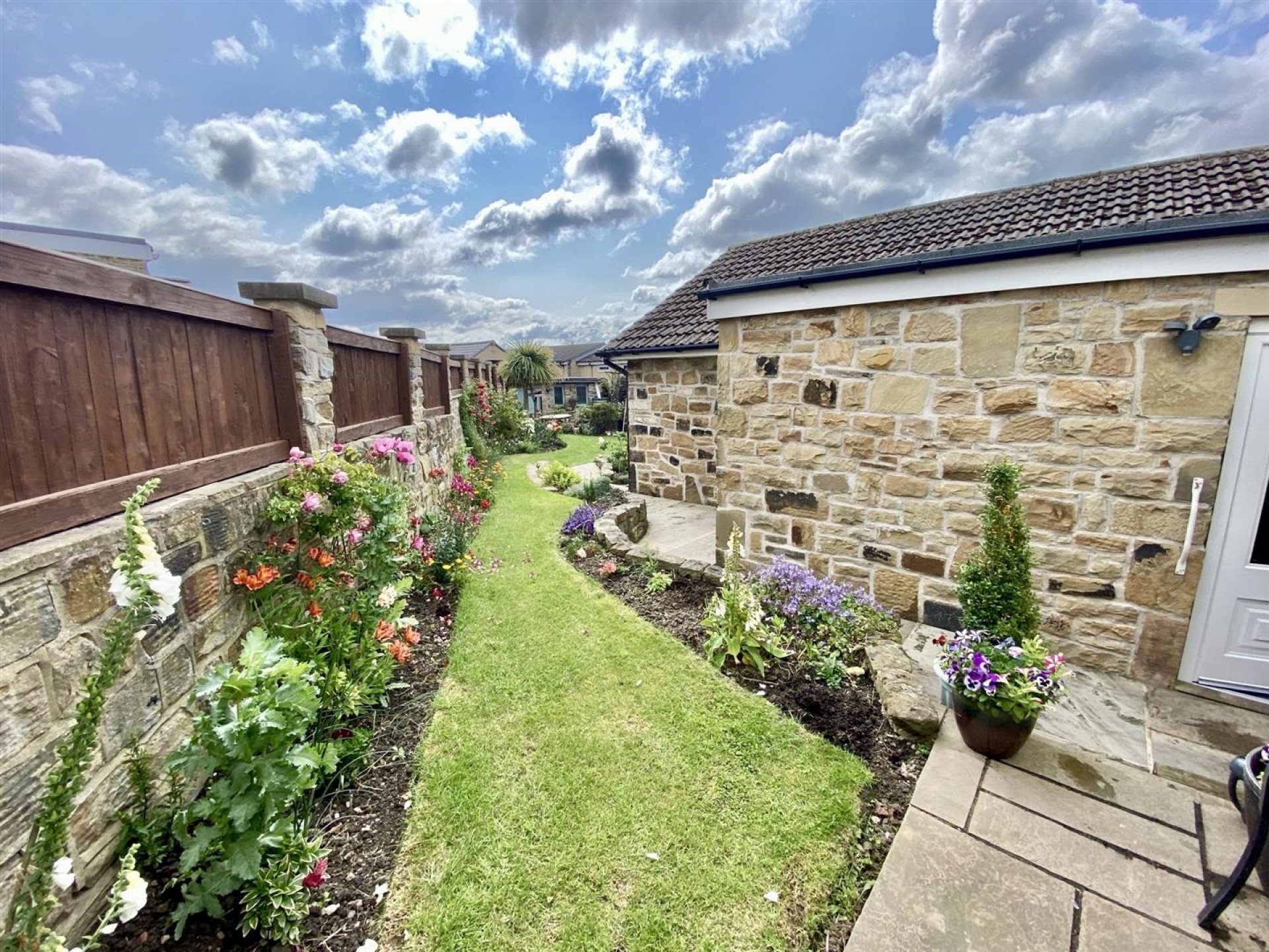 Images for Lady Heton Drive, Mirfield