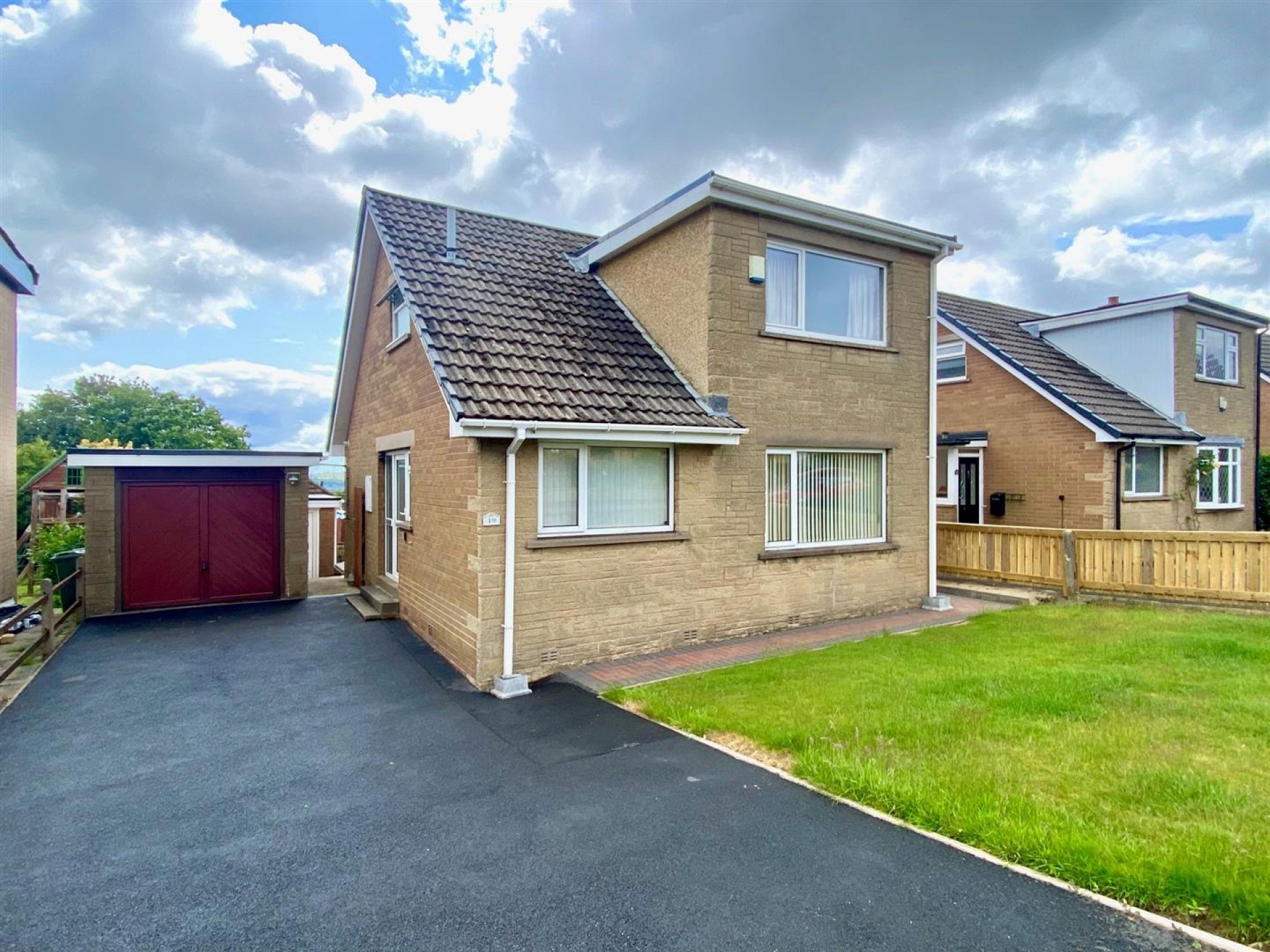 Images for Gleneagles Way, Fixby, Huddersfield