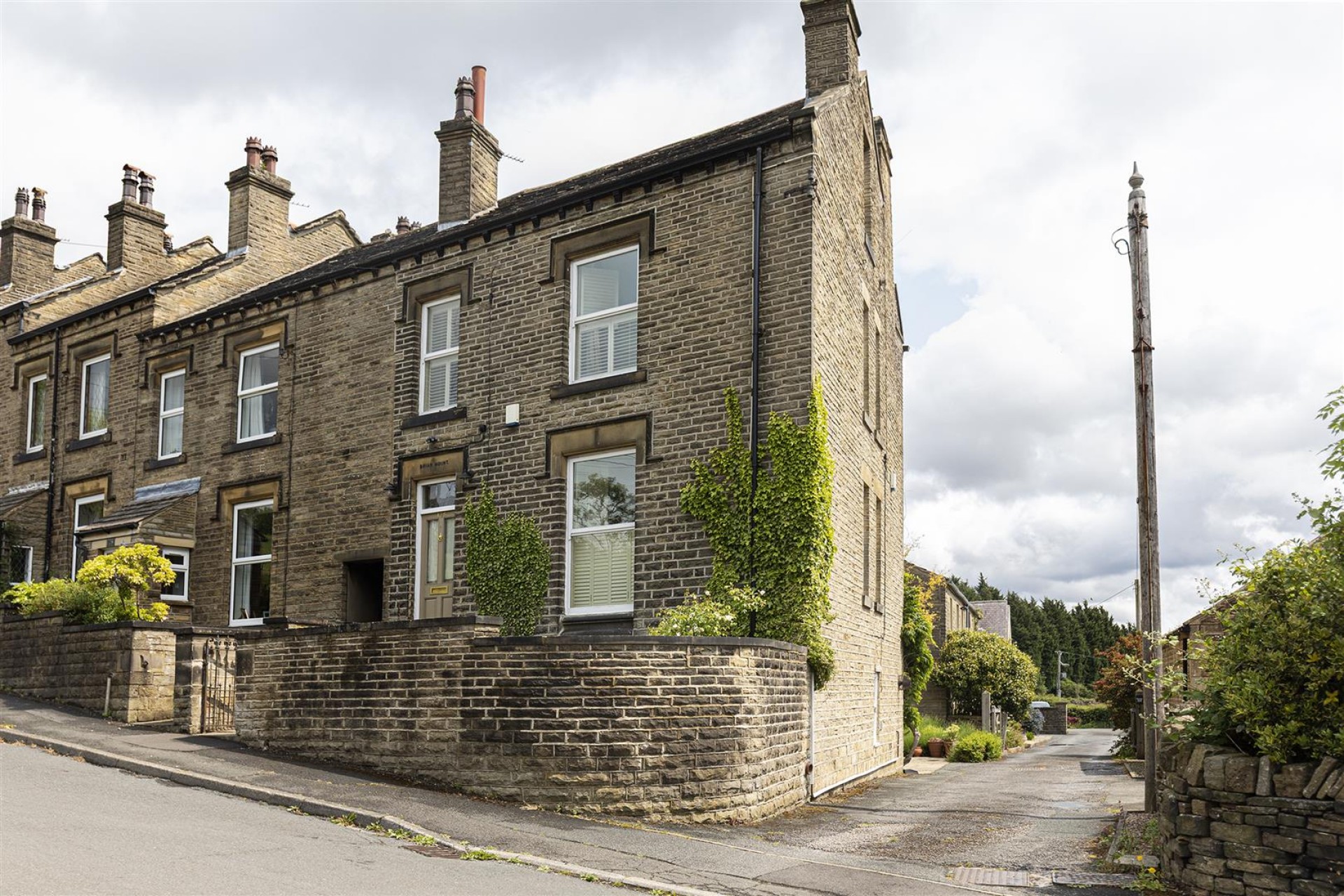 Images for Burn Road, Huddersfield