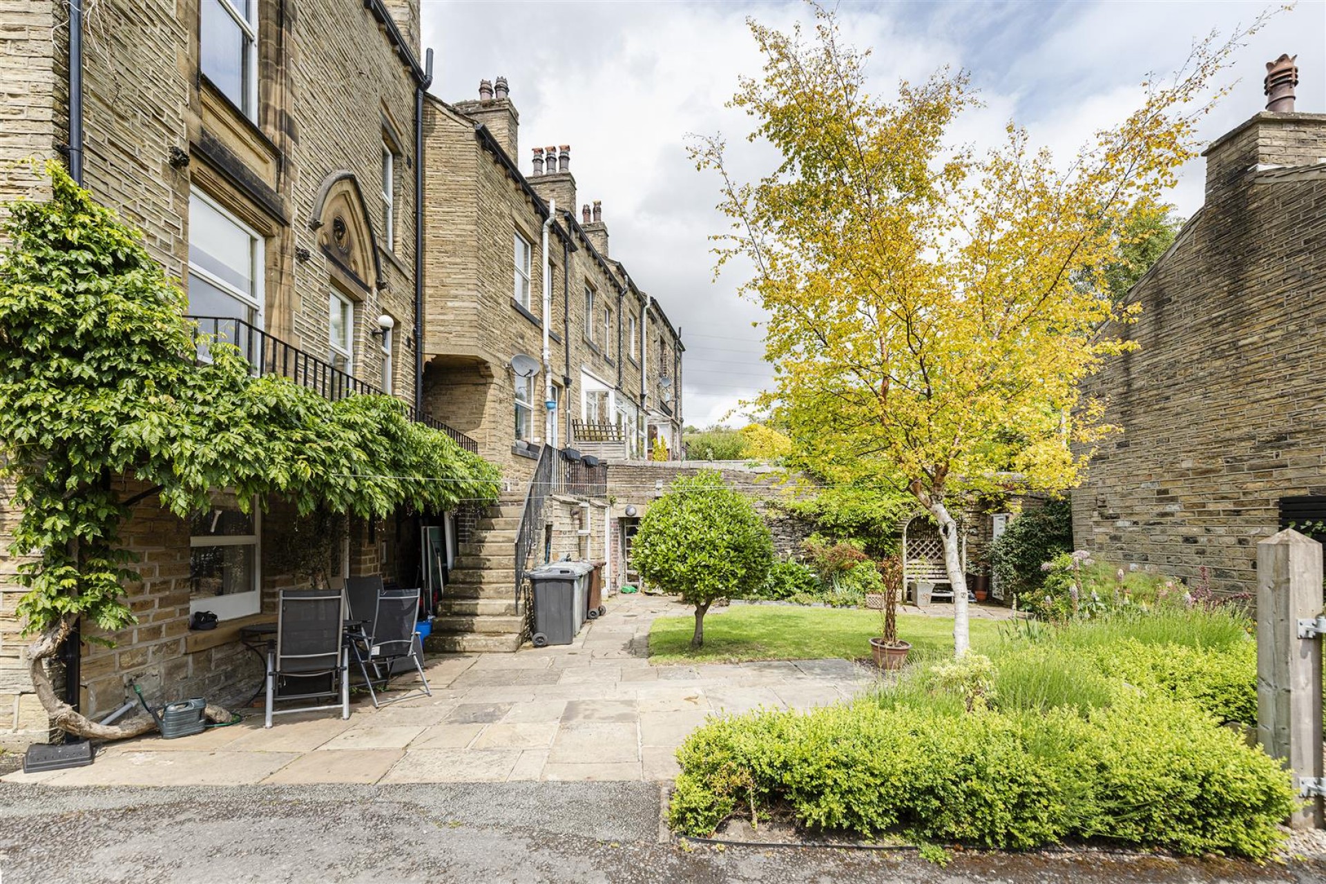 Images for Burn Road, Huddersfield
