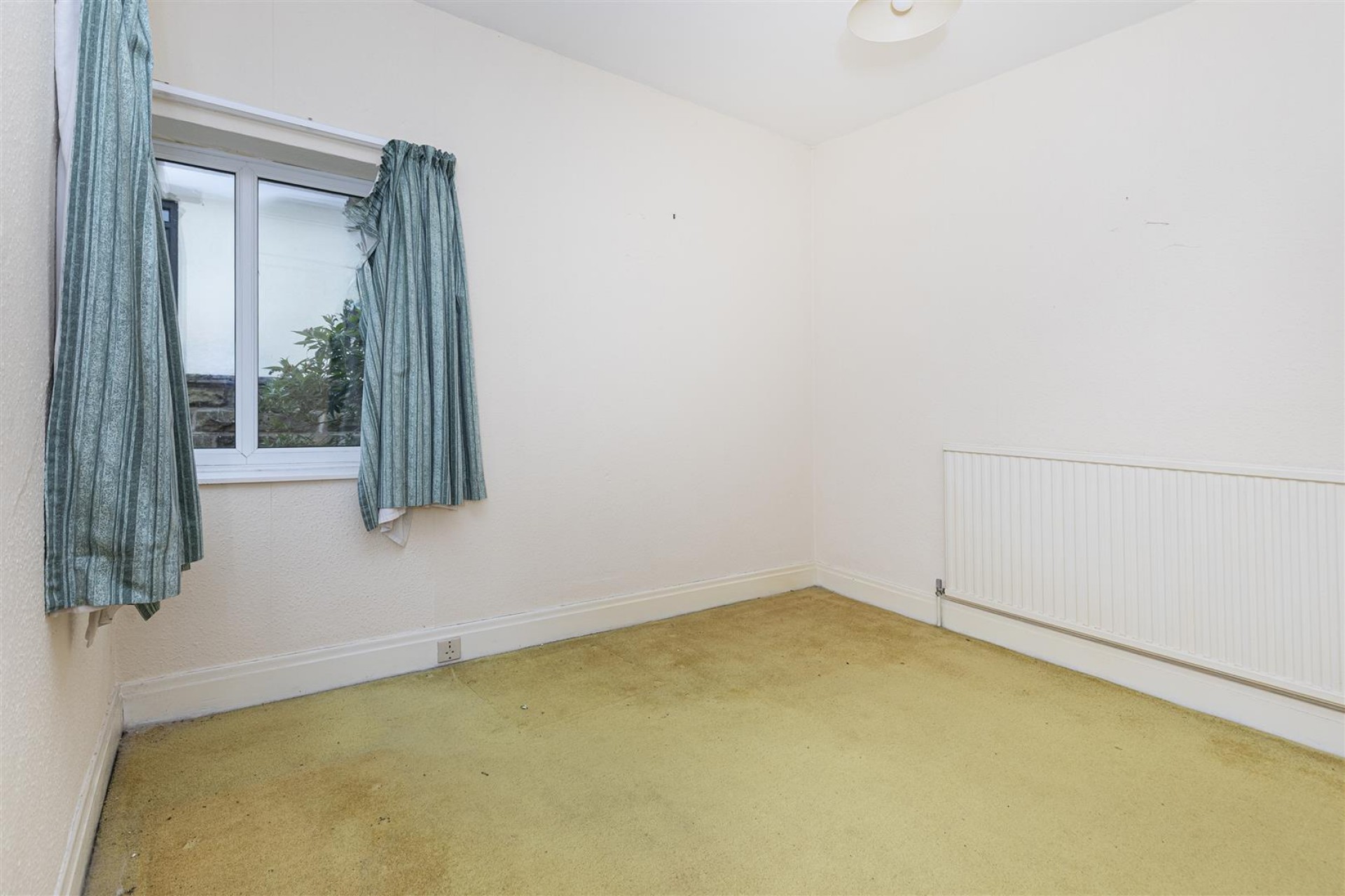 Images for Lumb Lane, Almondbury, Huddersfield