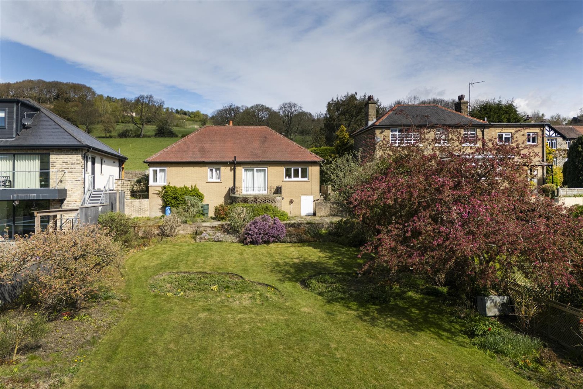 Images for Lumb Lane, Almondbury, Huddersfield