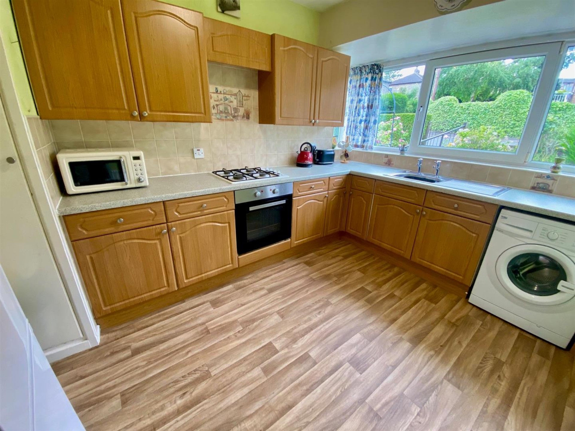 Images for Lime Avenue, Thongsbridge, Holmfirth