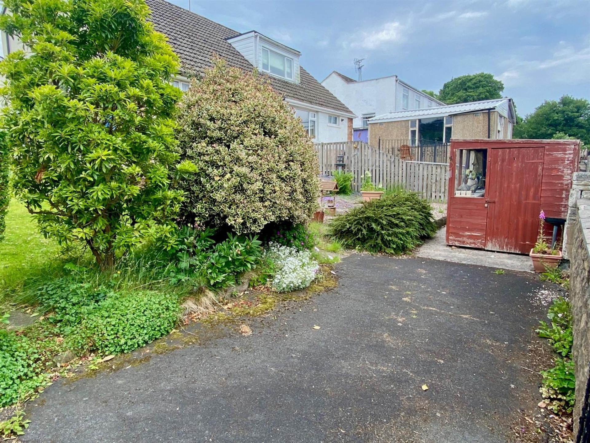 Images for Lime Avenue, Thongsbridge, Holmfirth