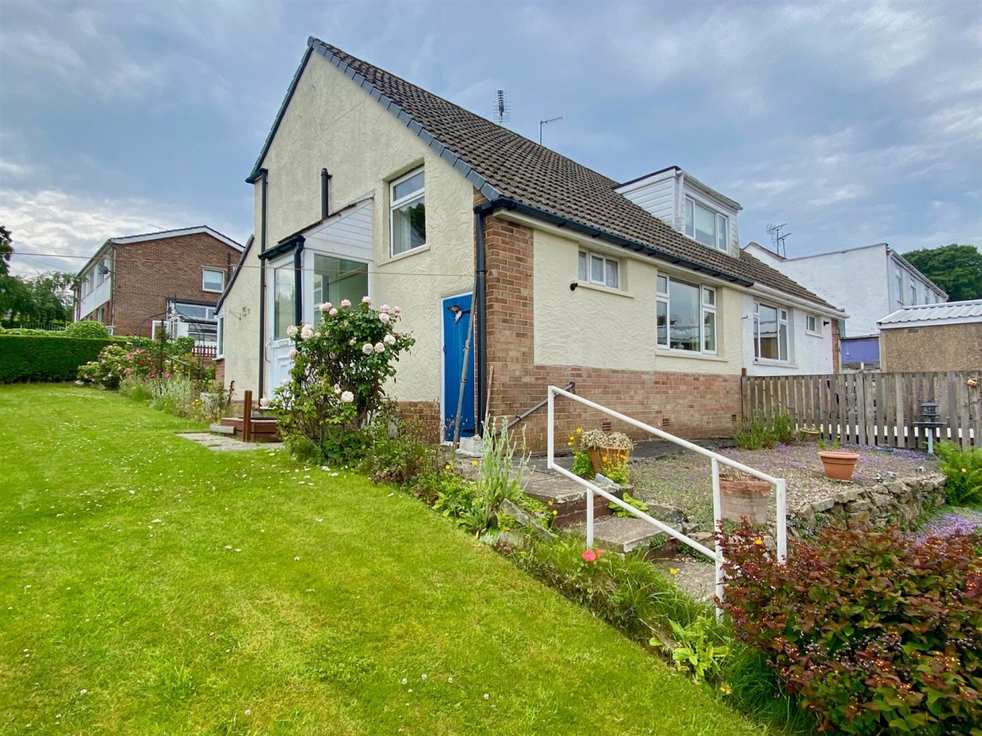 Images for Lime Avenue, Thongsbridge, Holmfirth
