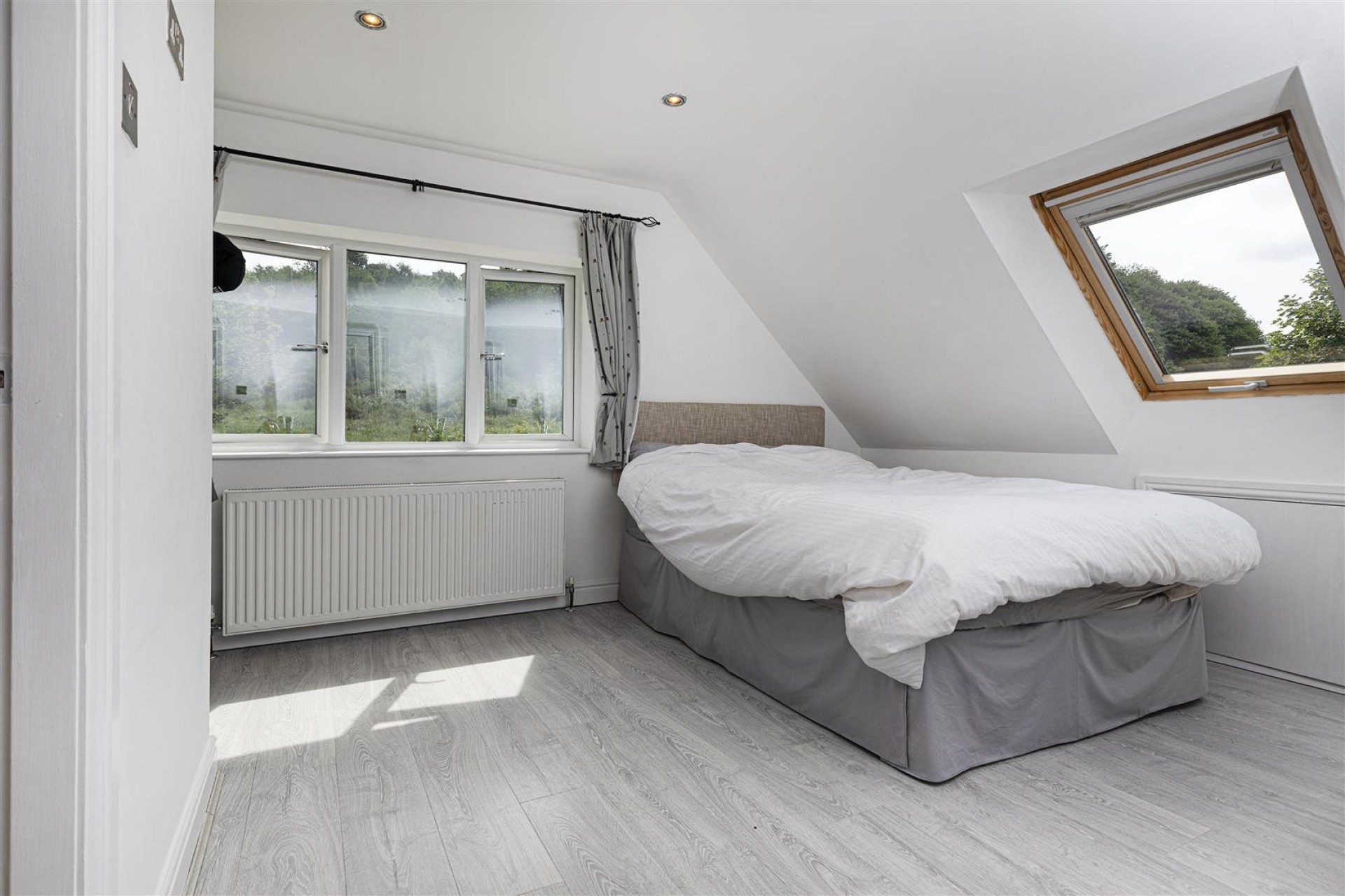 Images for Toothill Bank Terrace, Brighouse