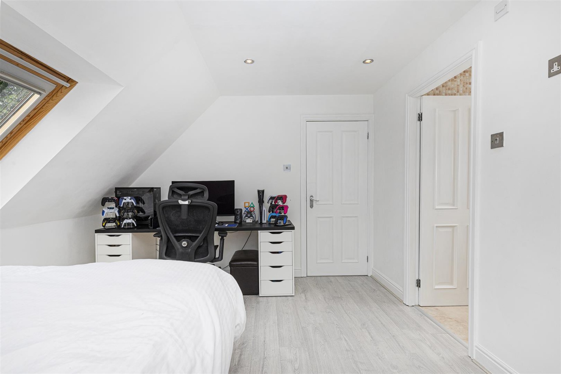 Images for Toothill Bank Terrace, Brighouse