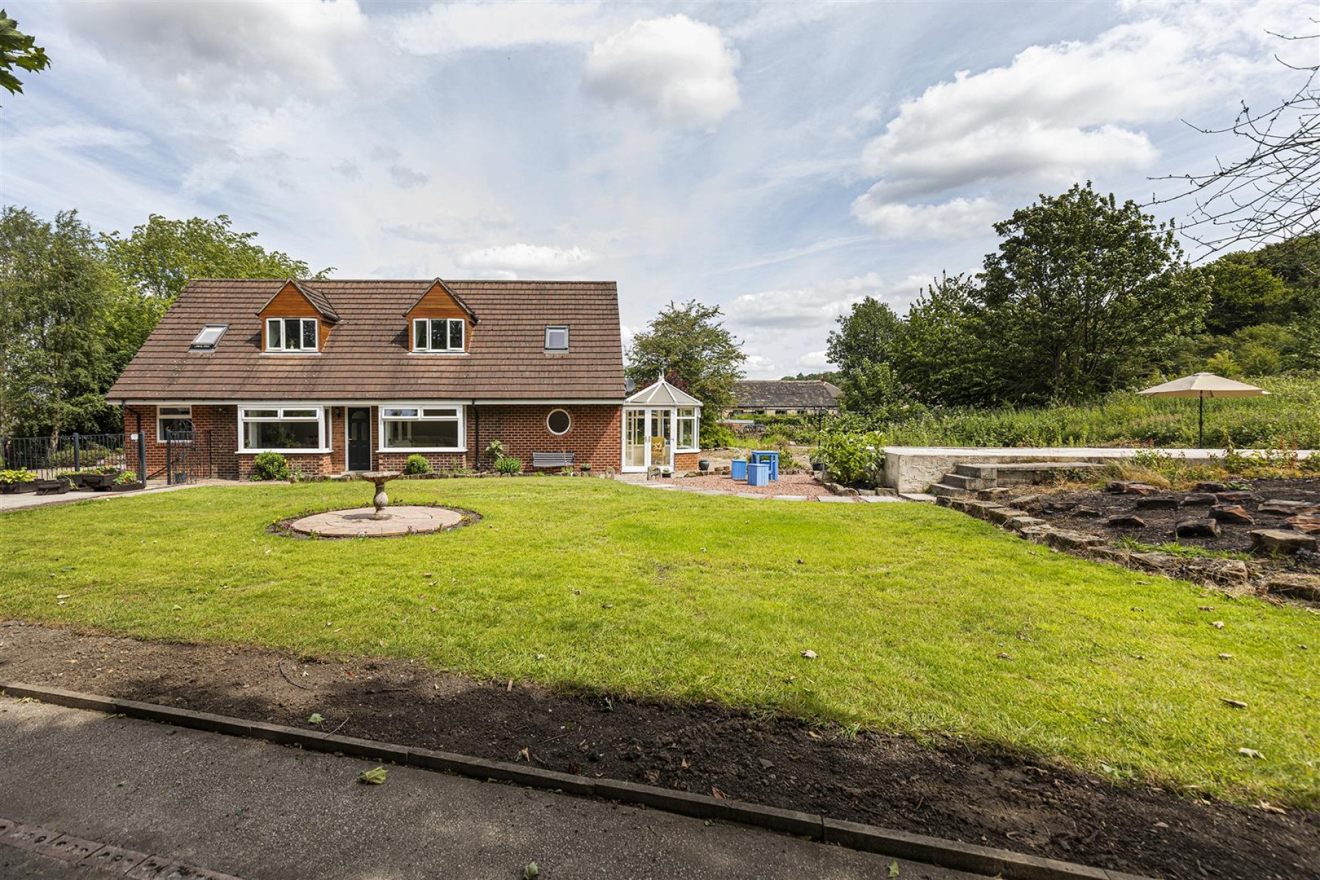 Images for Toothill Bank Terrace, Brighouse