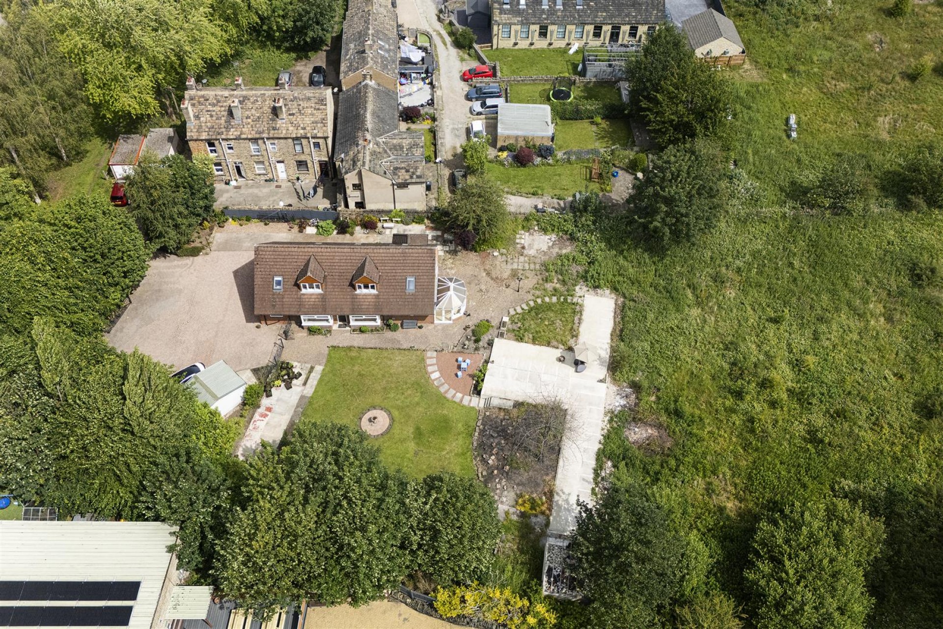 Images for Toothill Bank Terrace, Brighouse