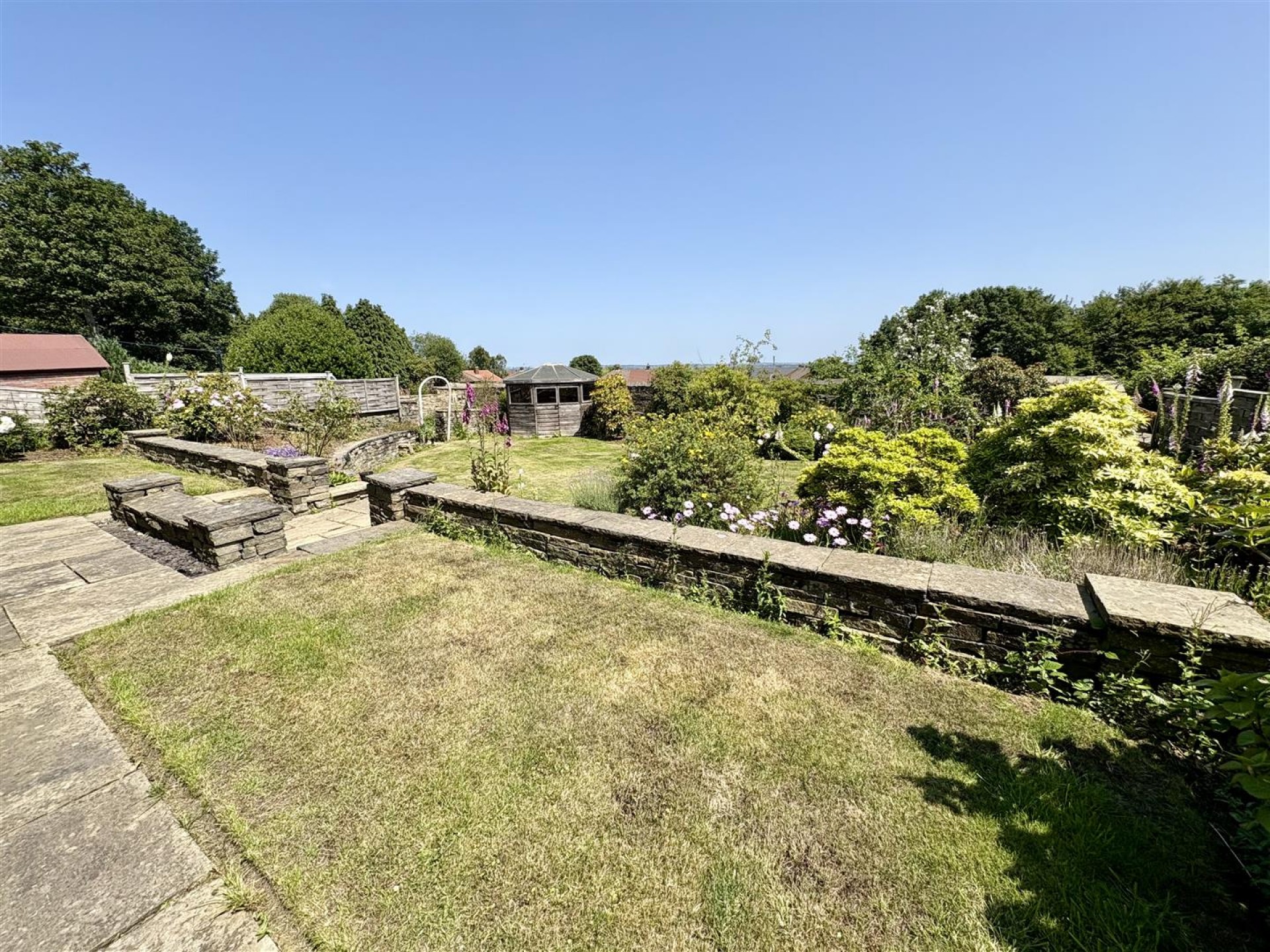 Images for Yew Trees, Southowram, Halifax